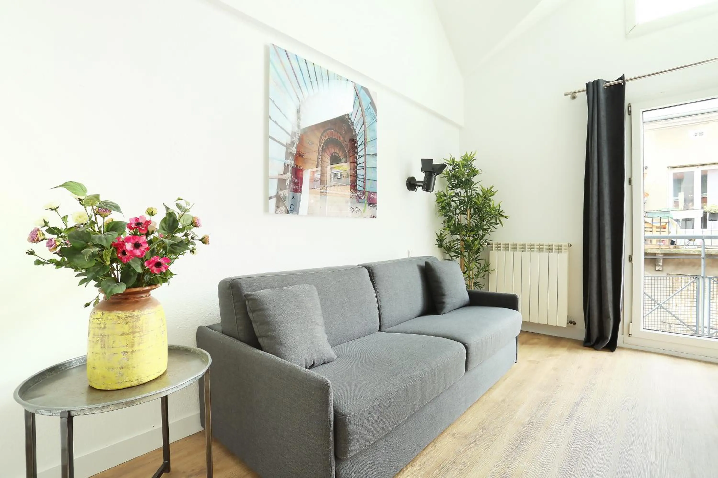 Seating area in Les Lilas Serviced Apartments