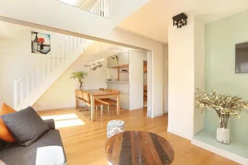 Living room in Les Lilas Serviced Apartments