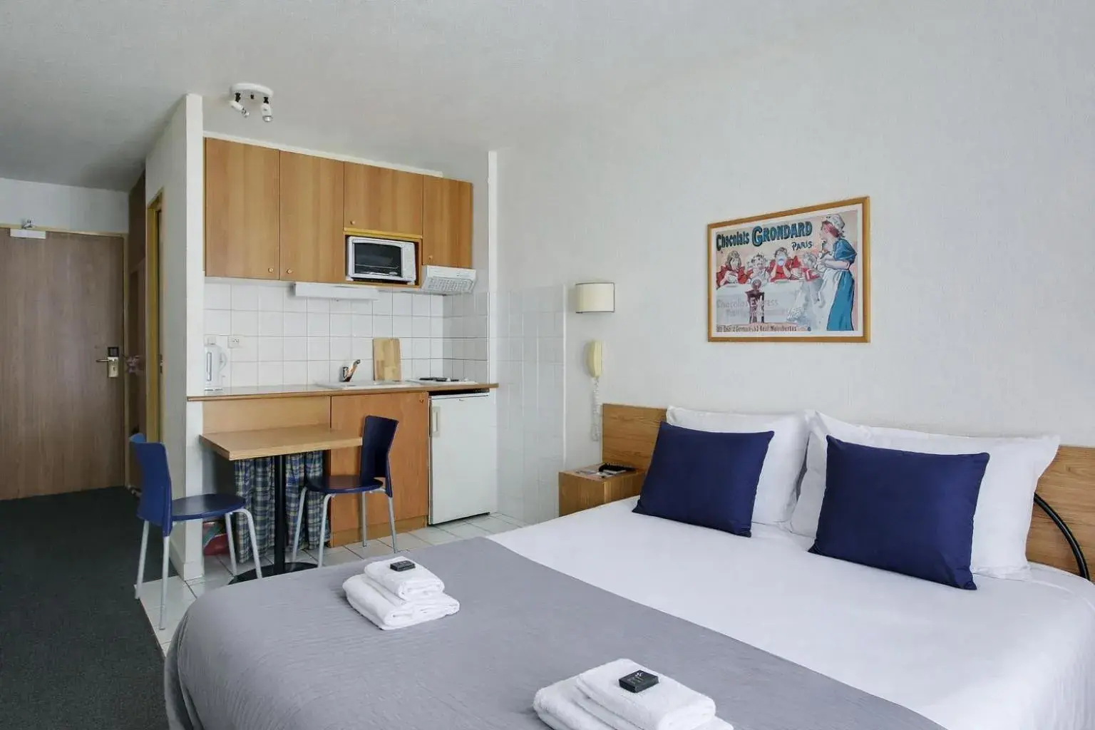 Studio Double - single occupancy in Les Lilas Serviced Apartments Studio Double - single occupancy in Les Lilas Serviced Apartments