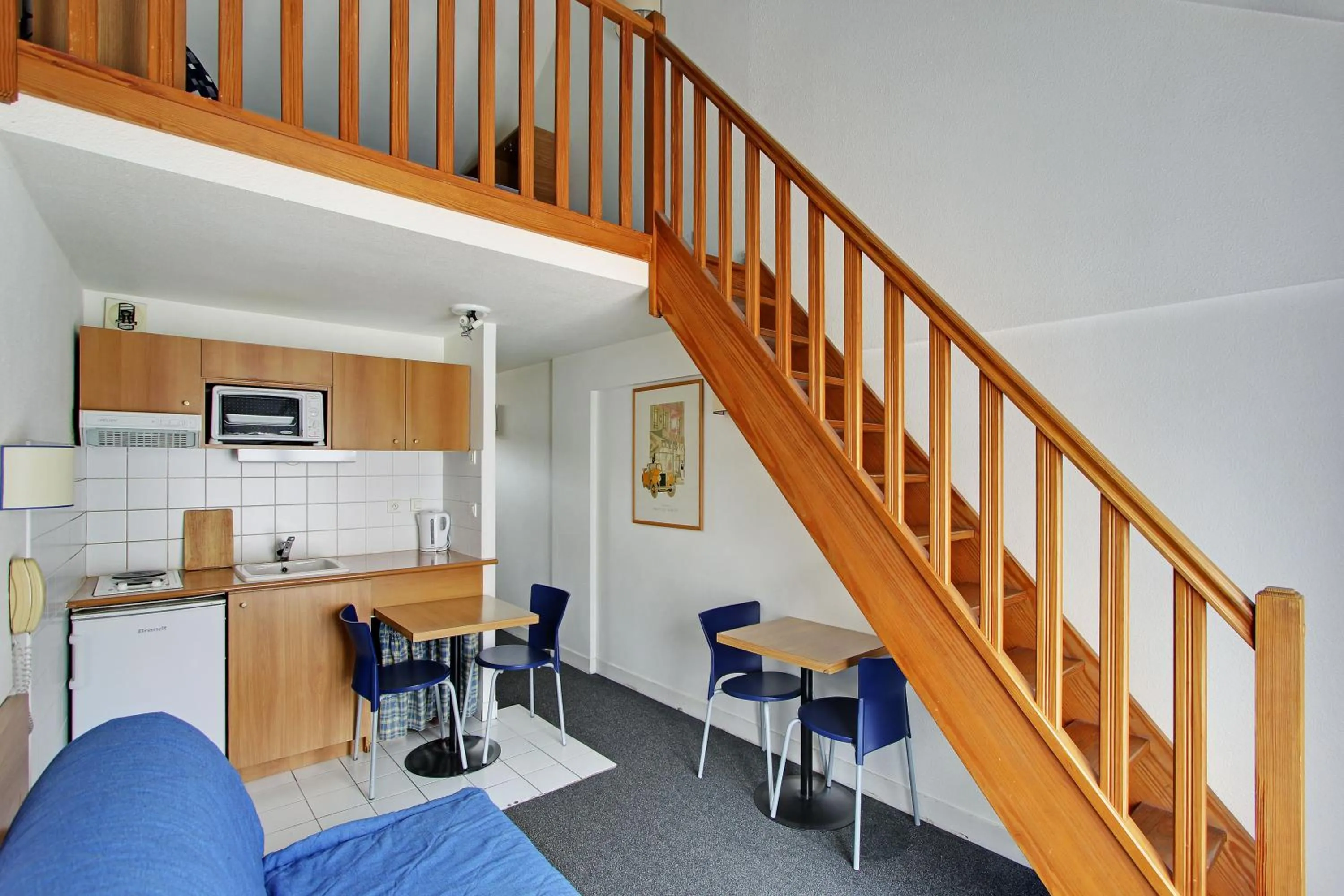 Photo of the whole room in Les Lilas Serviced Apartments