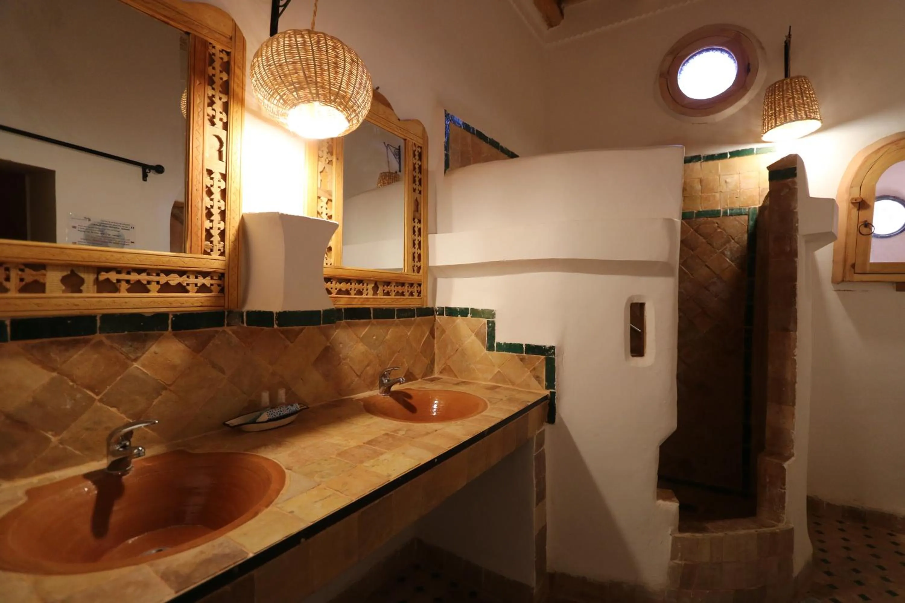 Bathroom in Dar Jnan Tiouira Dades