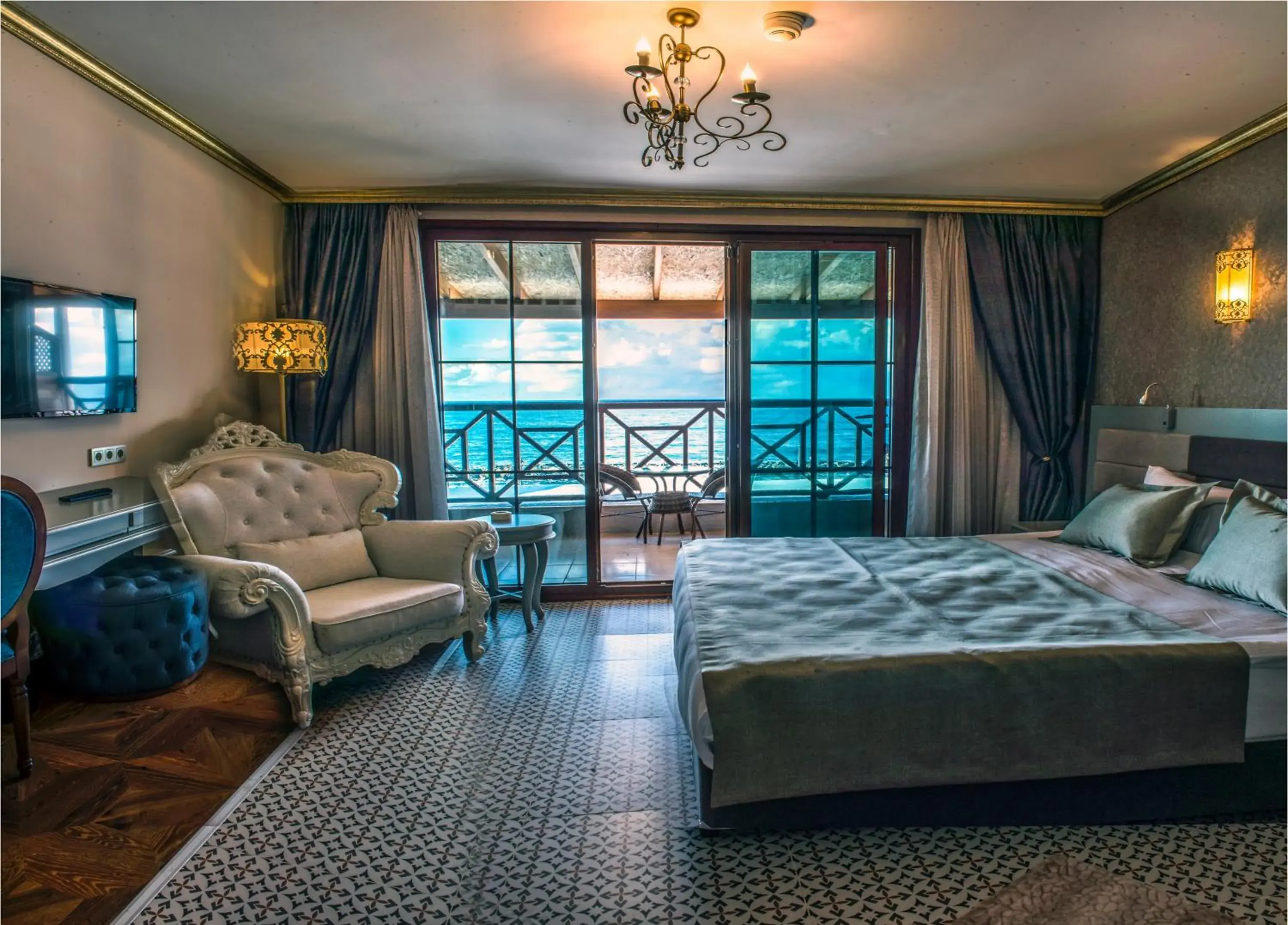 Deluxe Double Room with Sea View 2nd floor in Babillon Hotel Spa & Restaurant Deluxe Double Room with Sea View 2nd floor in Babillon Hotel Spa & Restaurant