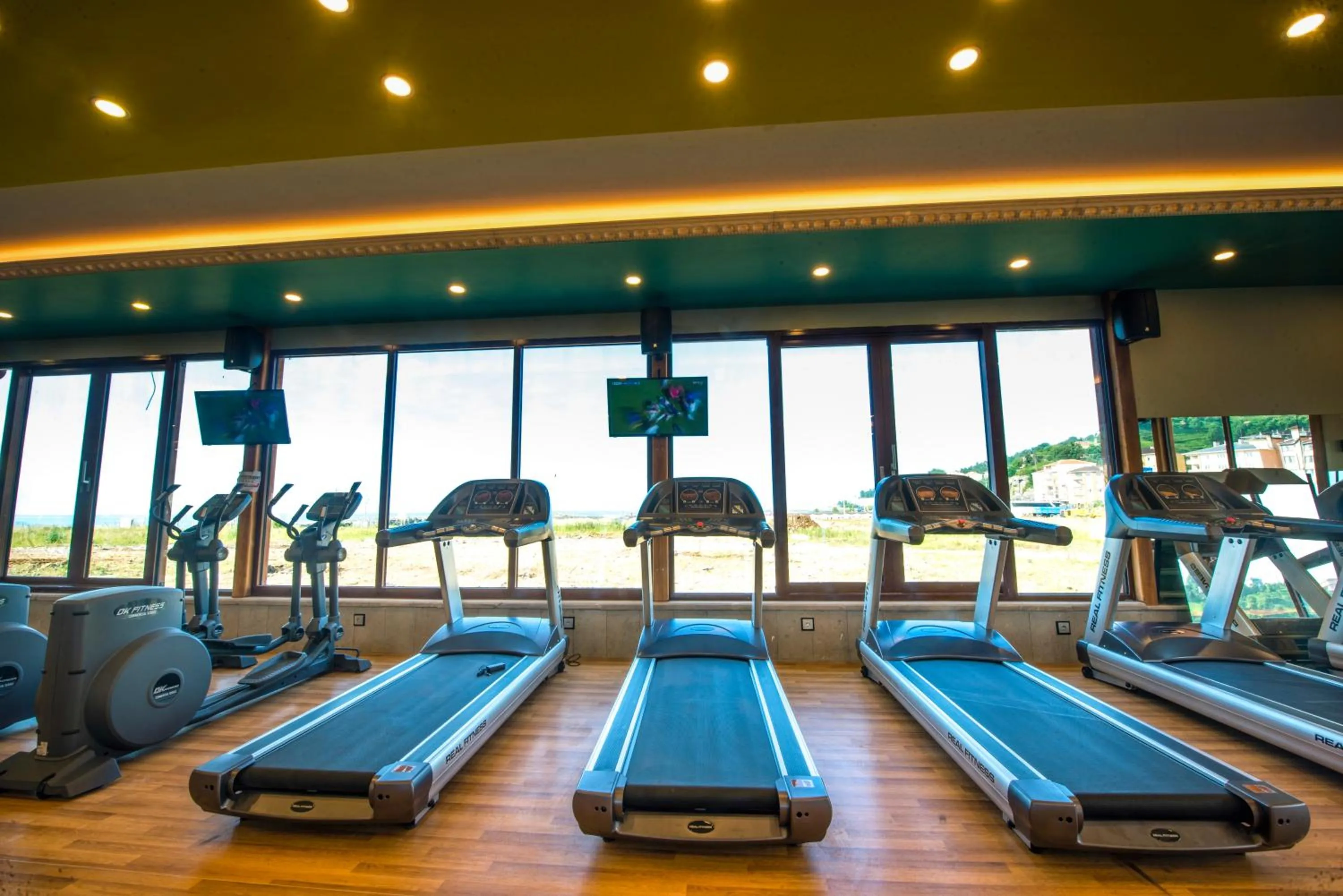Fitness centre/facilities in Babillon Hotel Spa & Restaurant