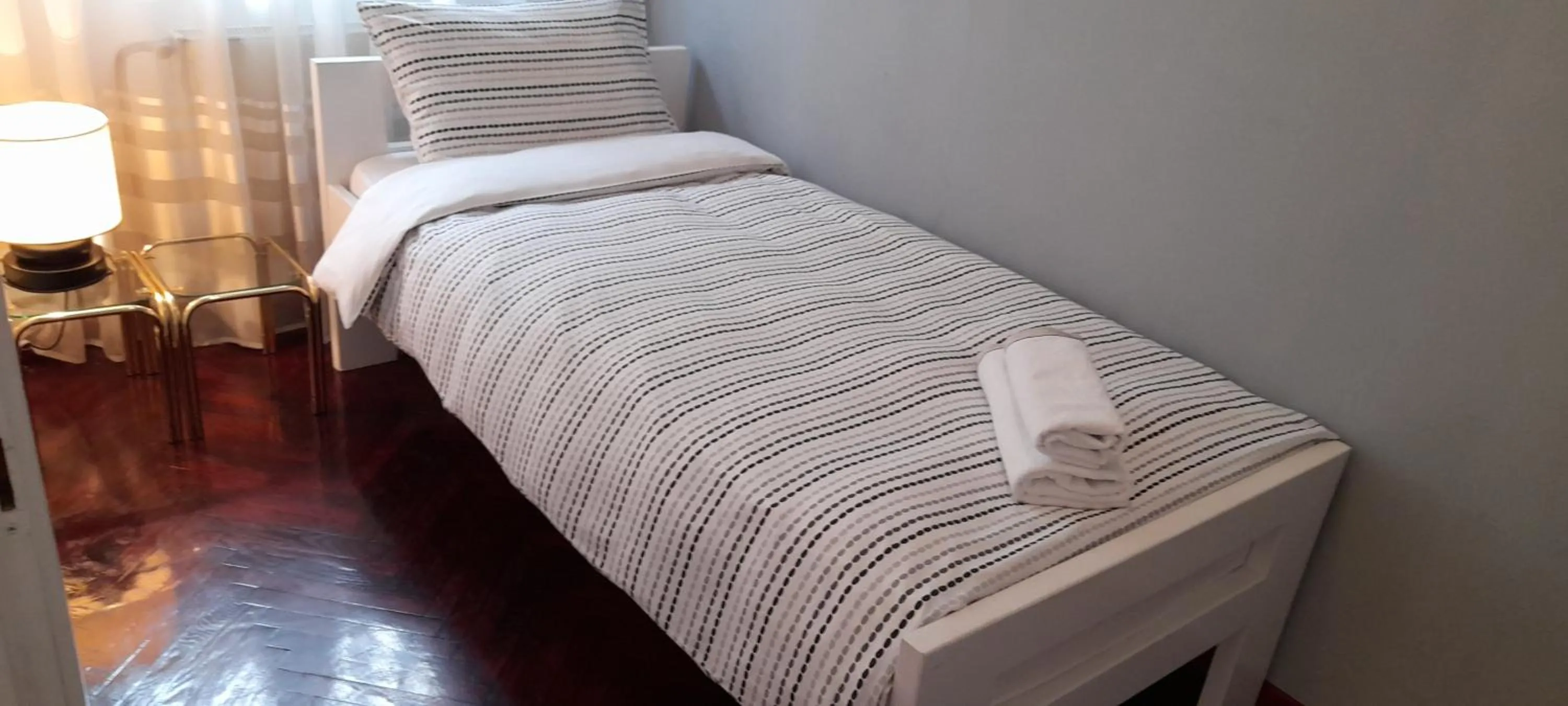Bed in Apartment Dok