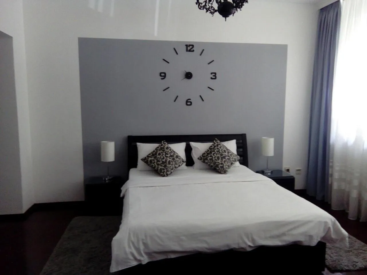 Bedroom, Bed in Apartment Dok