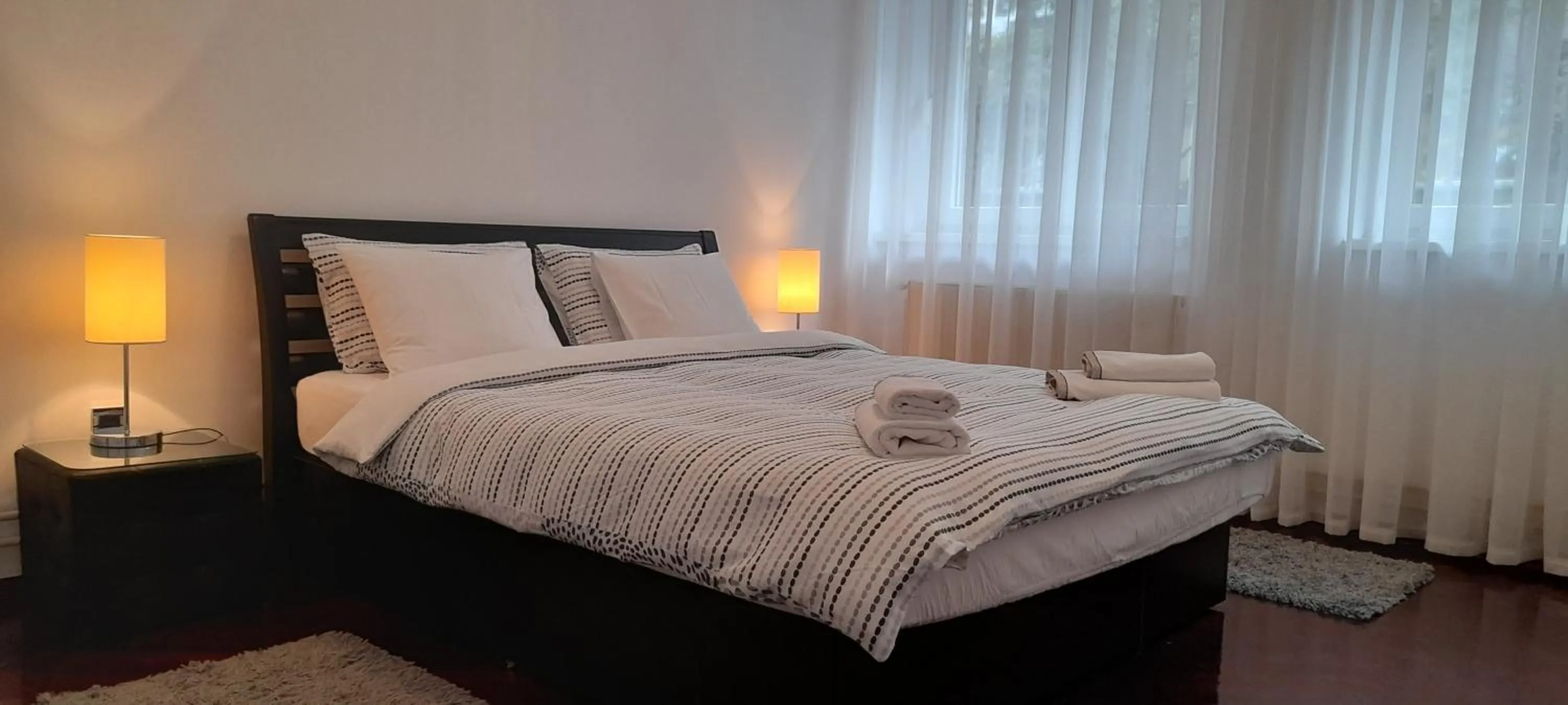 Bed in Apartment Dok