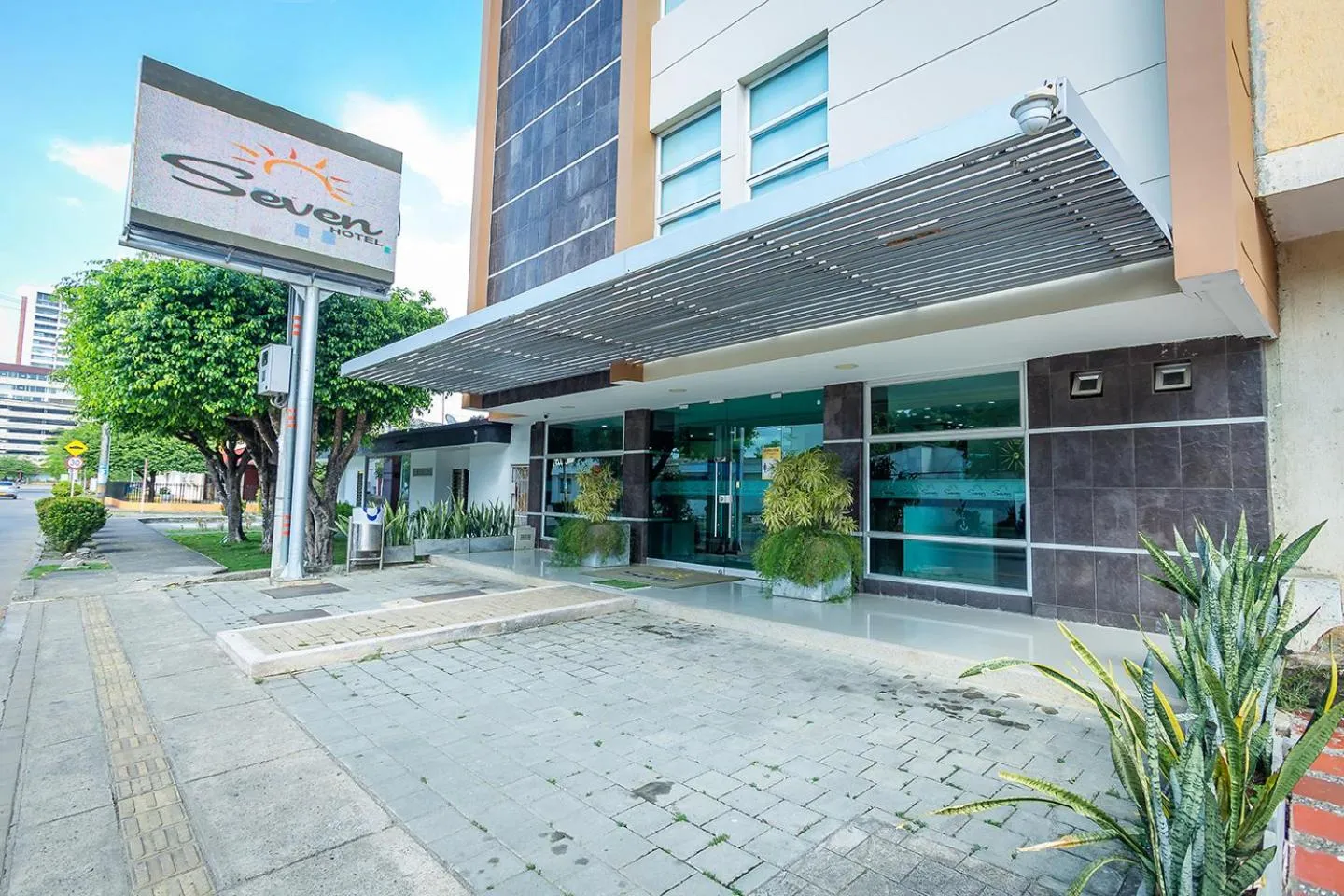 Property building in Hotel Seven Monteria
