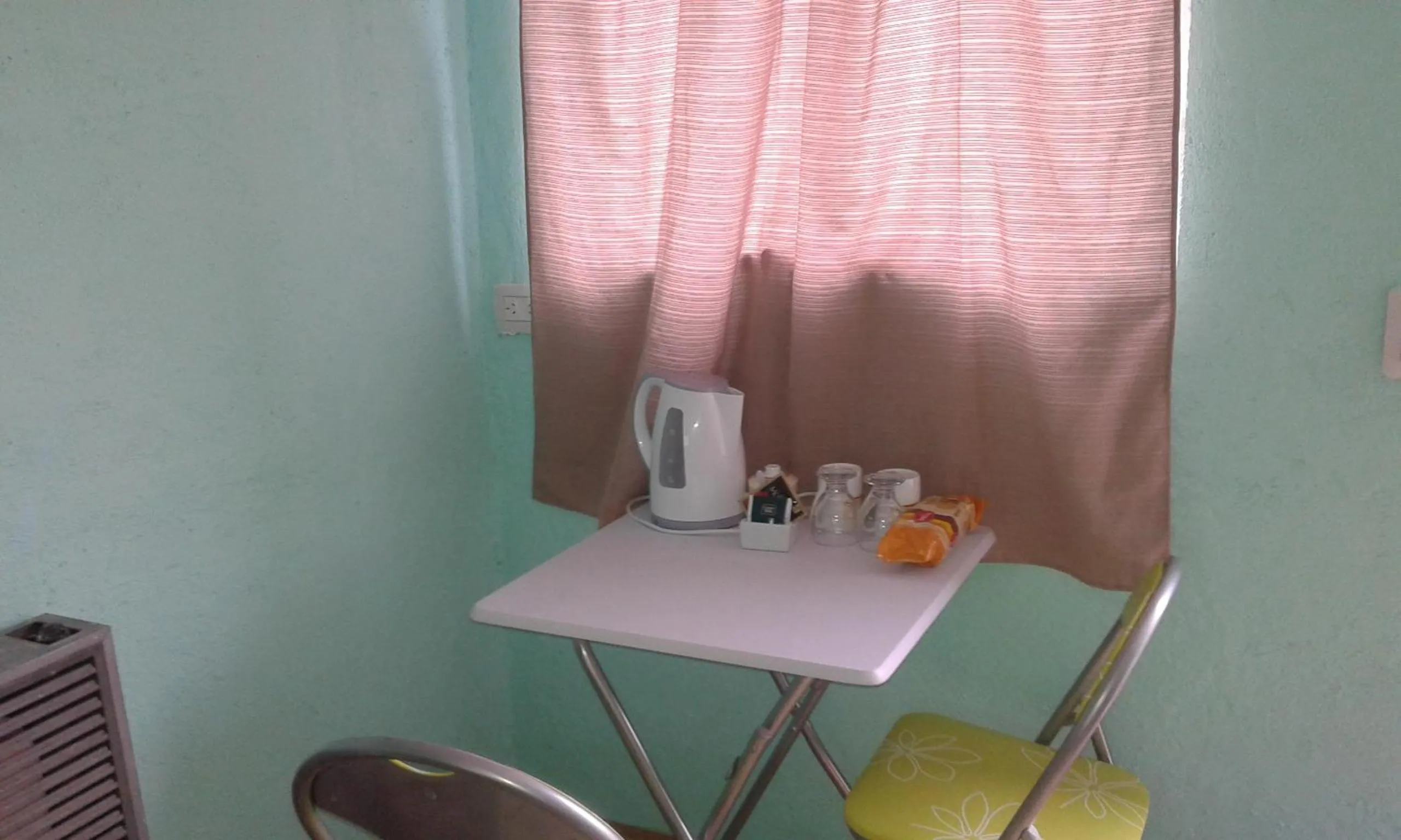 Dining area in Max