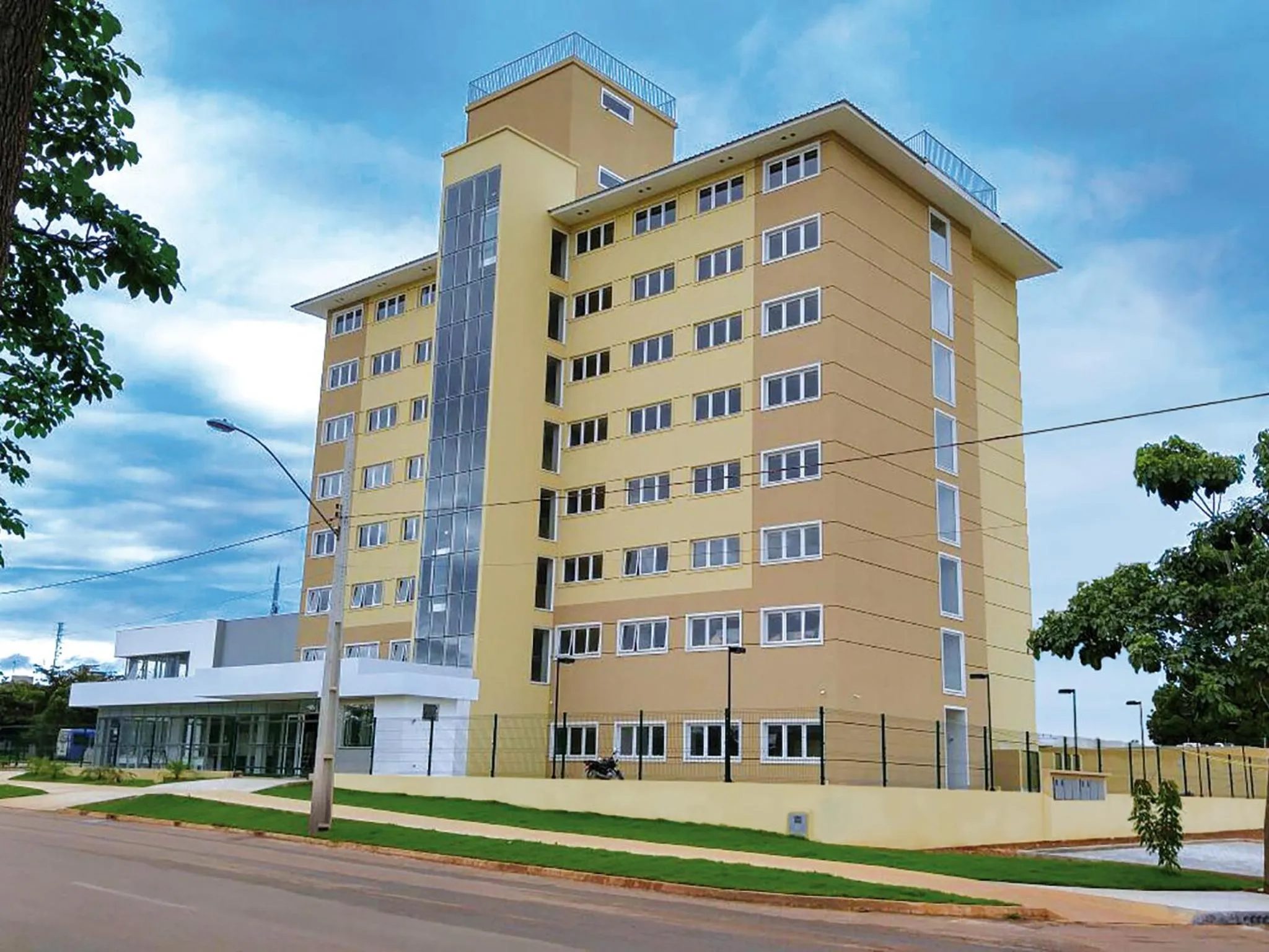 Property building in Hotel 10 Palmas