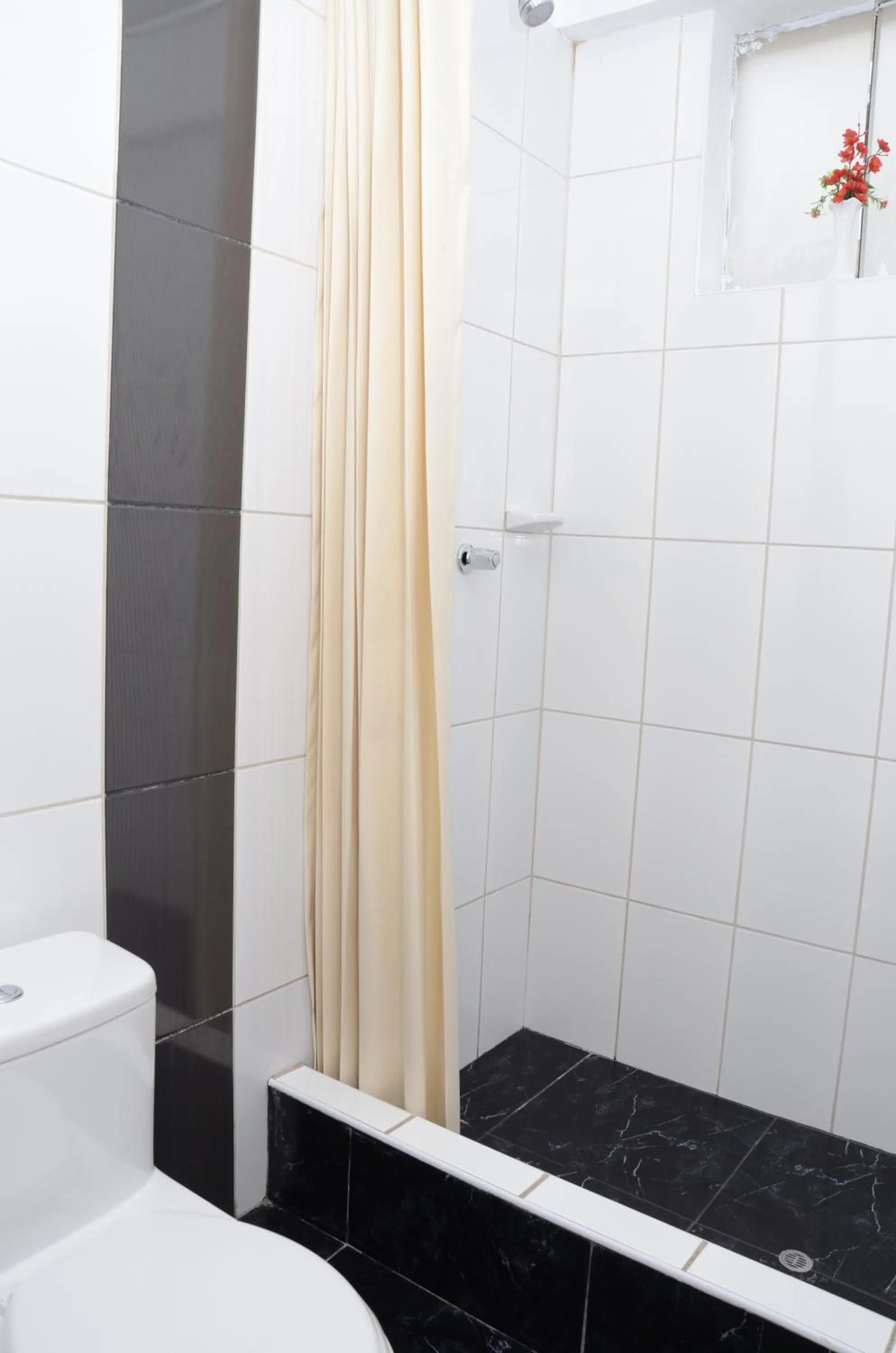 Bathroom in Aqua Hotel Cusco