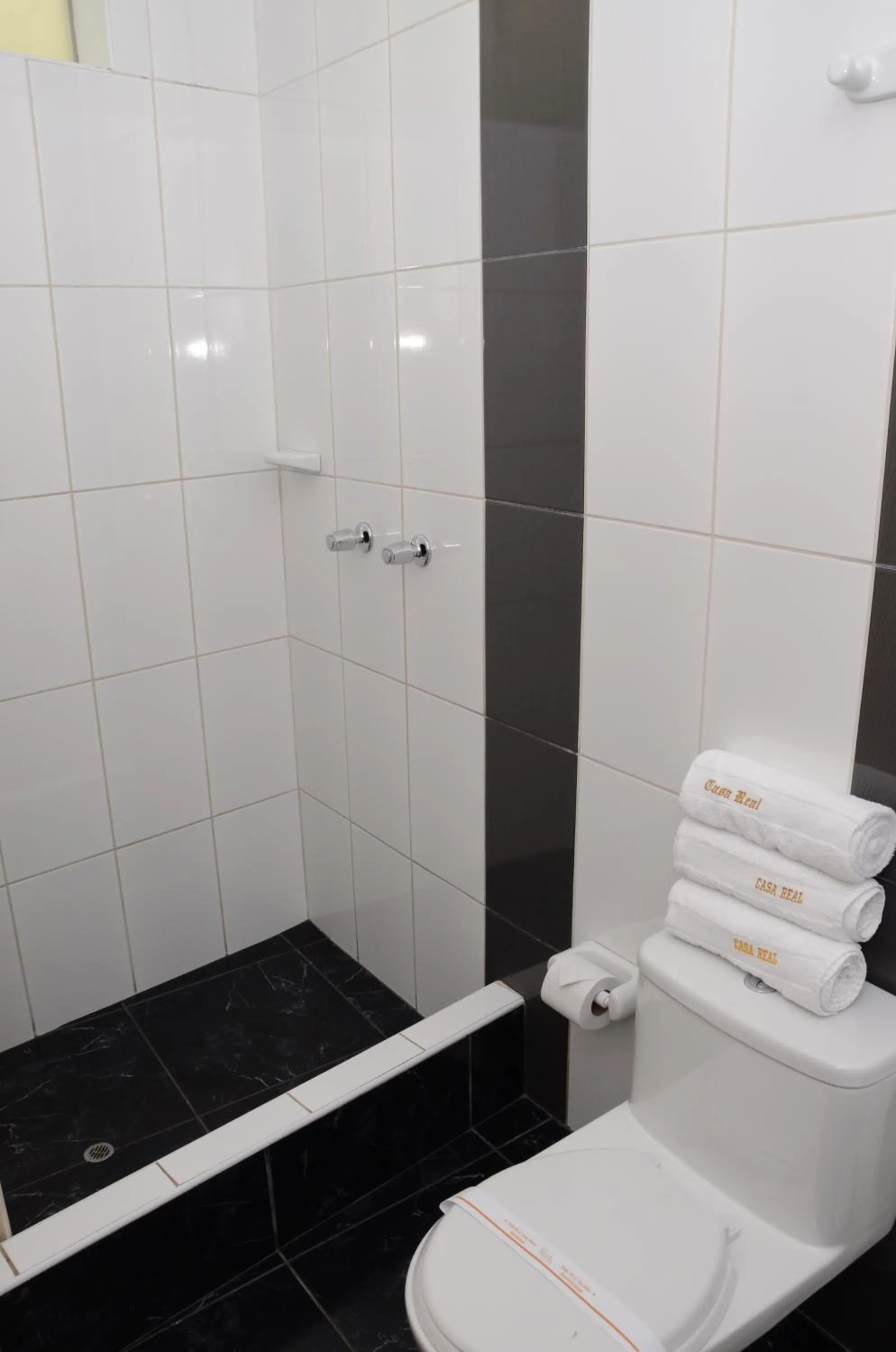 Bathroom in Aqua Hotel Cusco