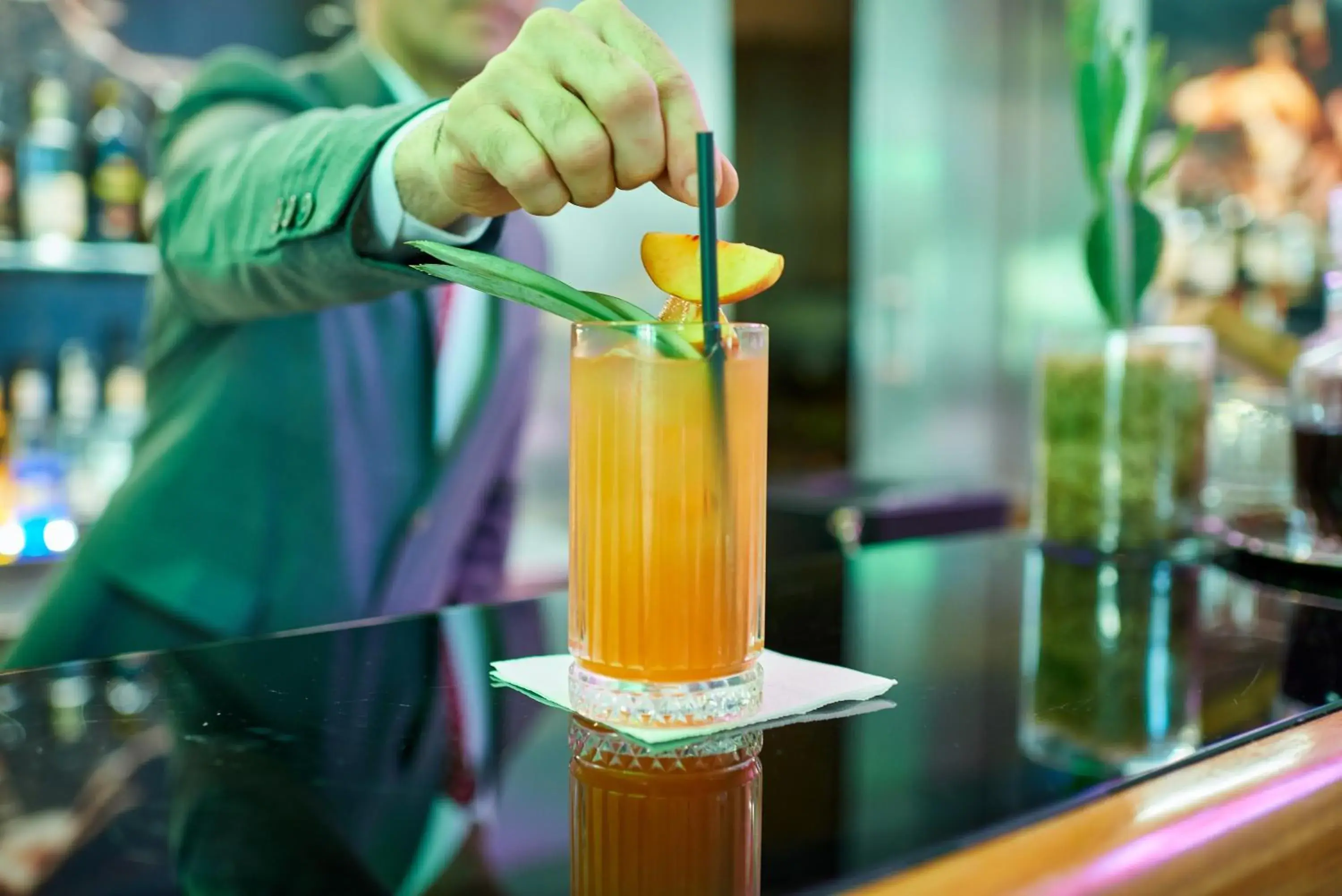 Lounge or bar in UNAHOTELS Varese Lounge or bar in UNAHOTELS Varese