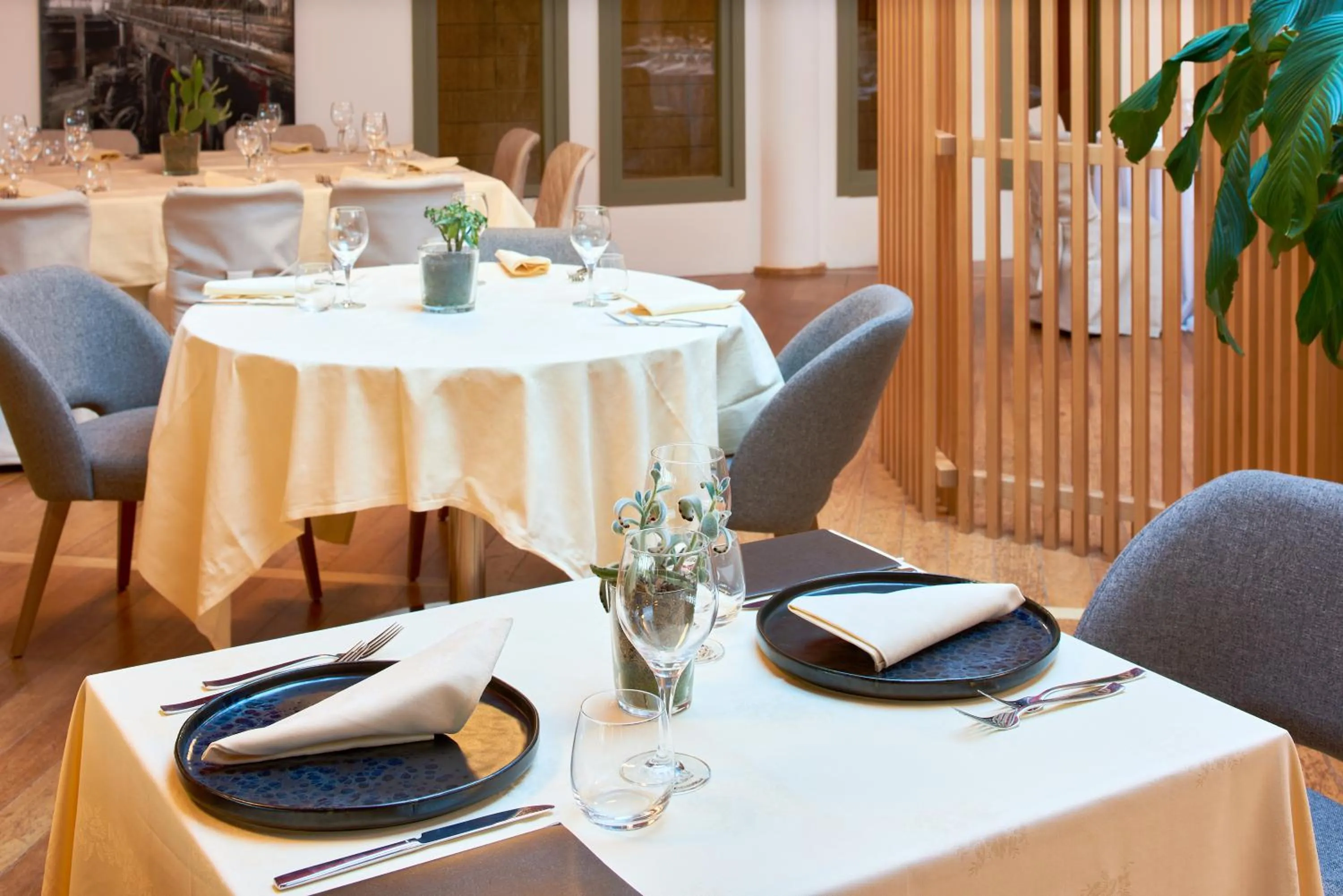 Restaurant/places to eat in UNAHOTELS Varese