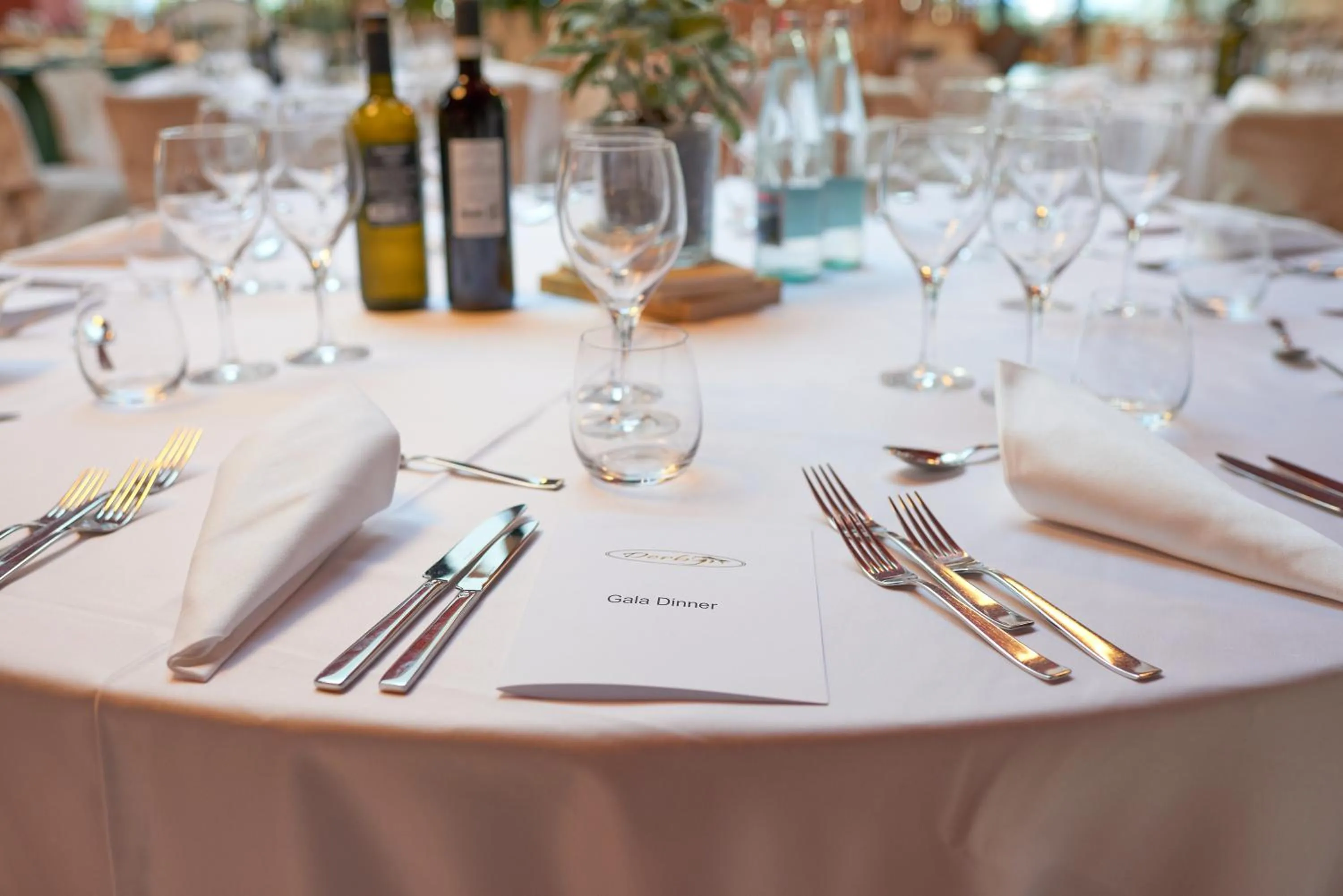 Restaurant/places to eat in UNAHOTELS Varese