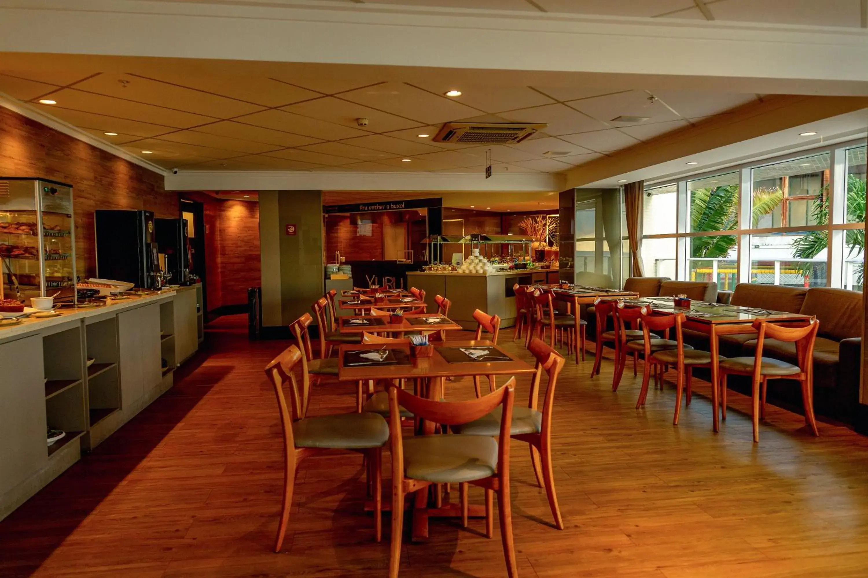 Restaurant/places to eat in Golden Tulip Natal Ponta Negra Restaurant/places to eat in Golden Tulip Natal Ponta Negra