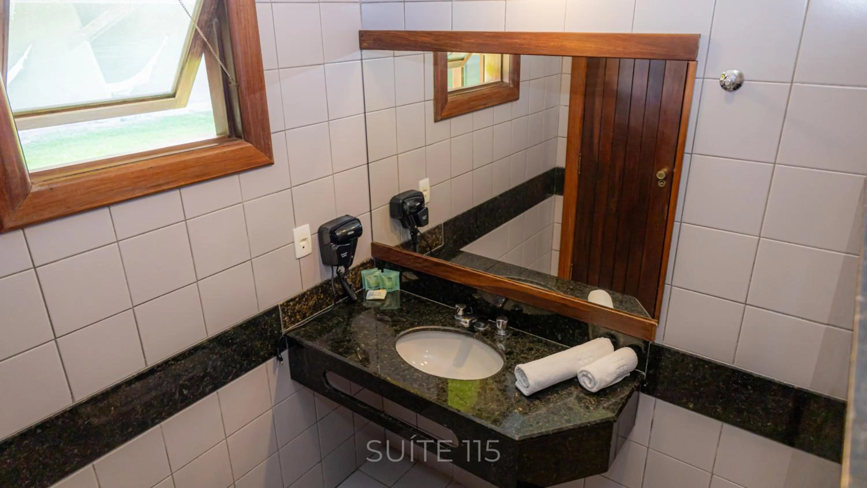 Bathroom in Porto Seguro Eco Bahia Hotel