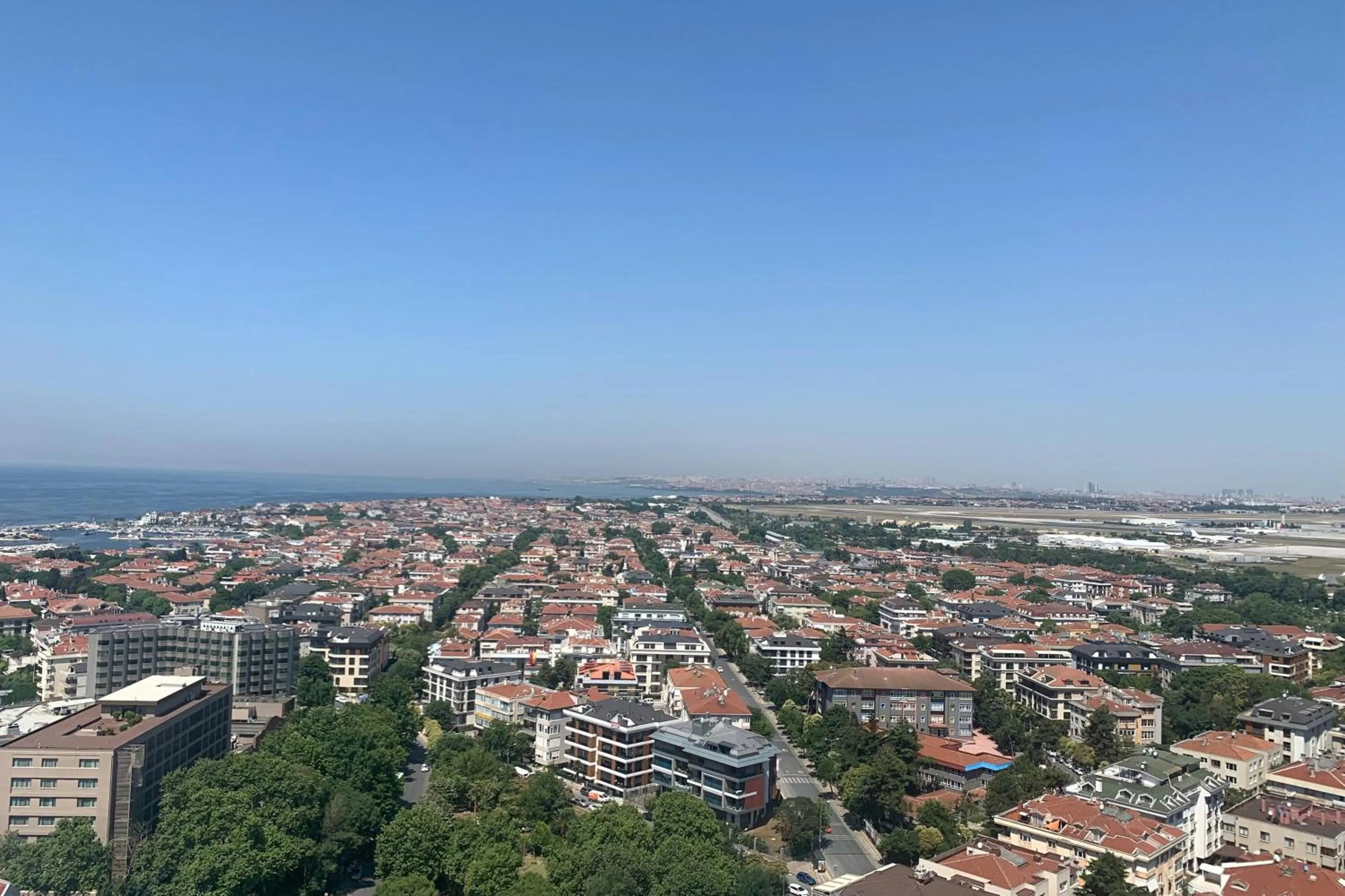 Photo of the whole room in Renaissance Polat Istanbul Hotel