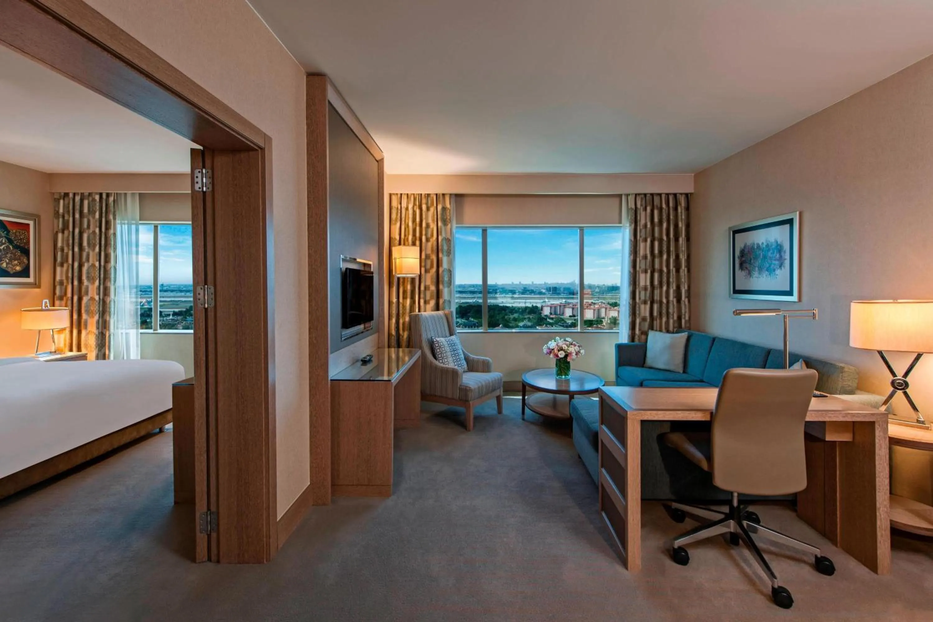 Photo of the whole room, Bed in Renaissance Polat Istanbul Hotel