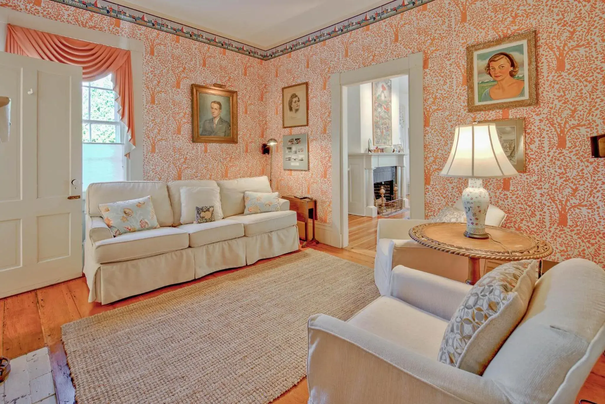 Vacation Home in Captain Morse House - Luxury, Waterfront, Town, & Beaches - 5 stars Vacation Home in Captain Morse House - Luxury, Waterfront, Town, & Beaches - 5 stars