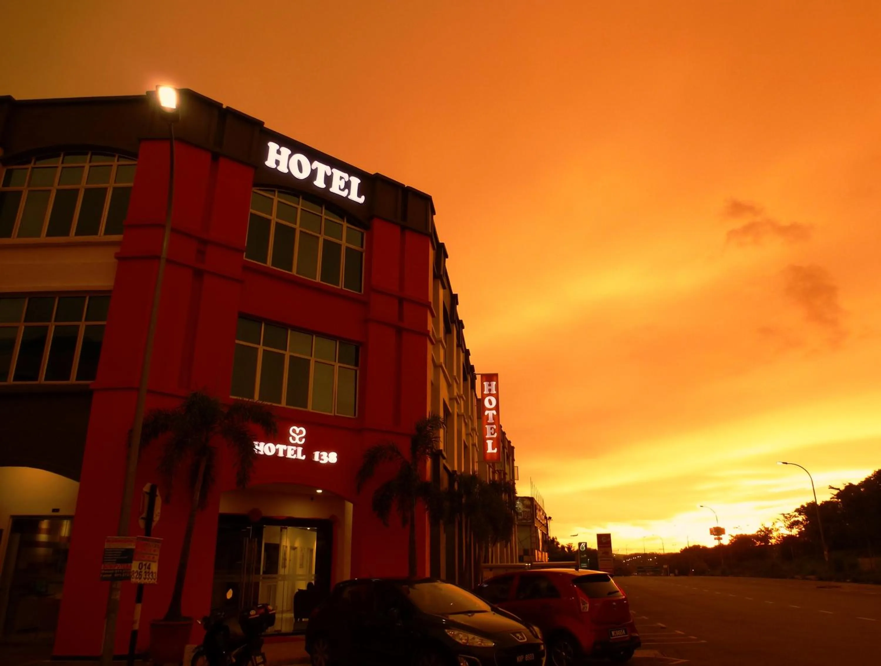 Facade/entrance in Hotel 138 @ Subang