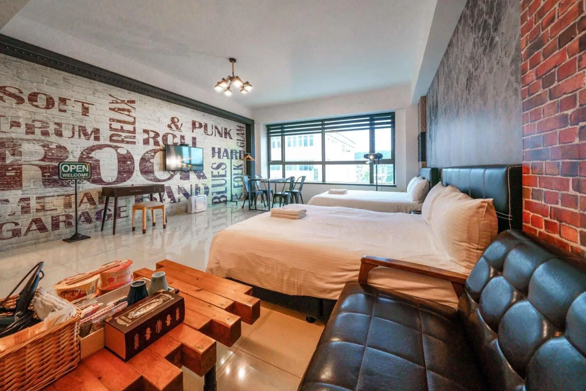 Bed in 咩咩不是羊民宿Mieh's Inn 花蓮市區 電梯 寵物友善民宿