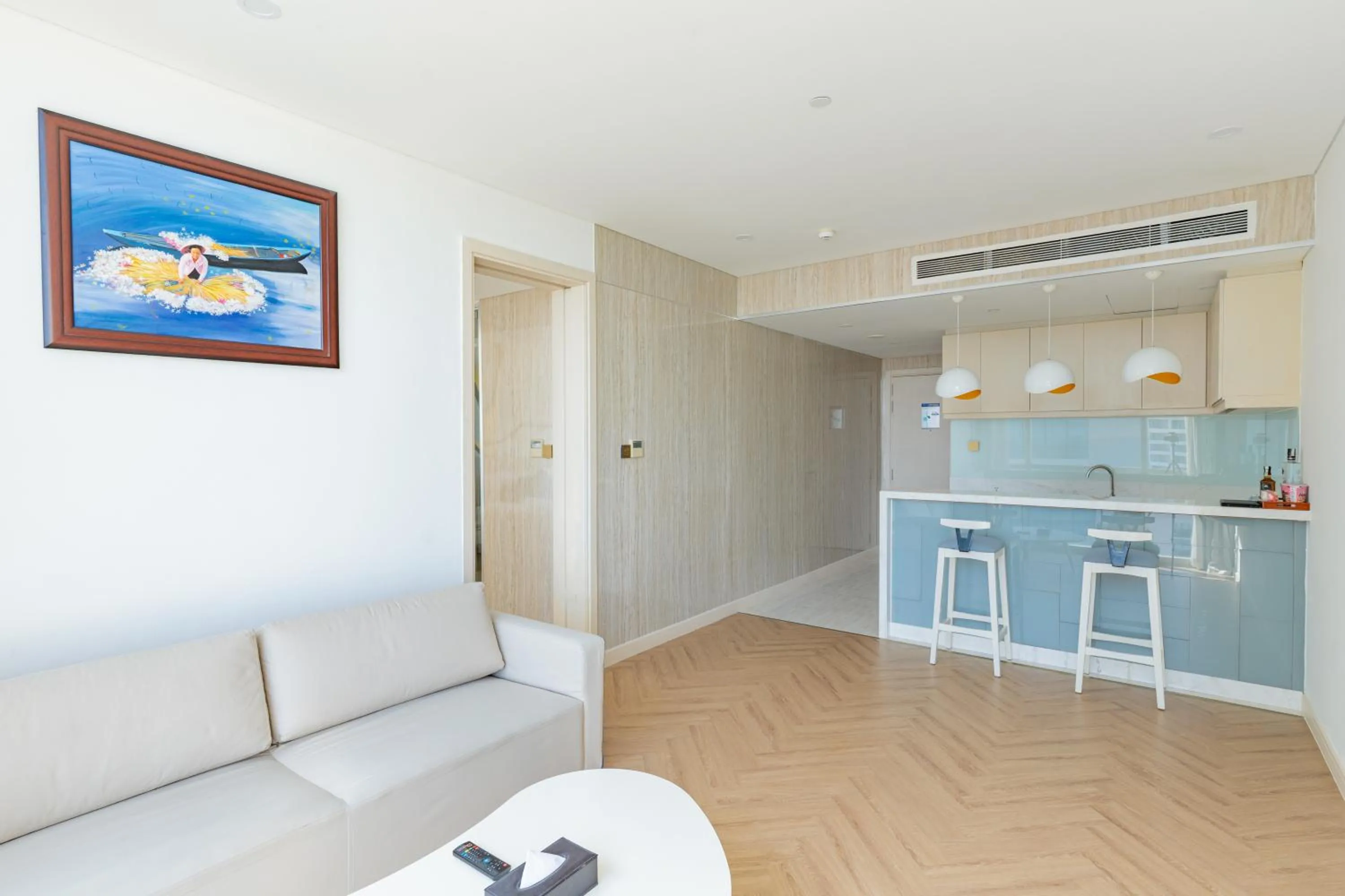 Living room in Diamond Bay Hotel