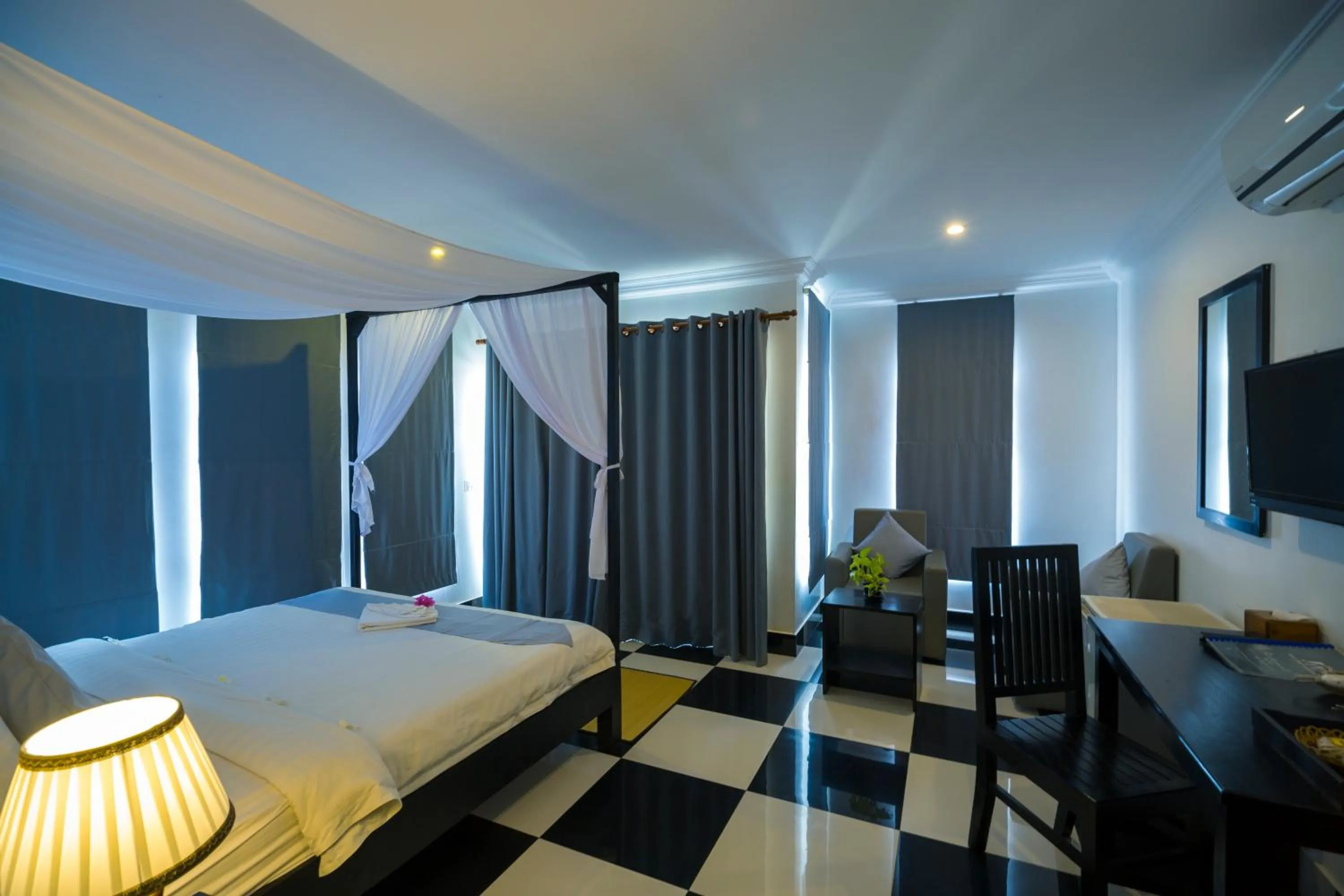 City view, Bed in Rithy Rine Angkor Residence