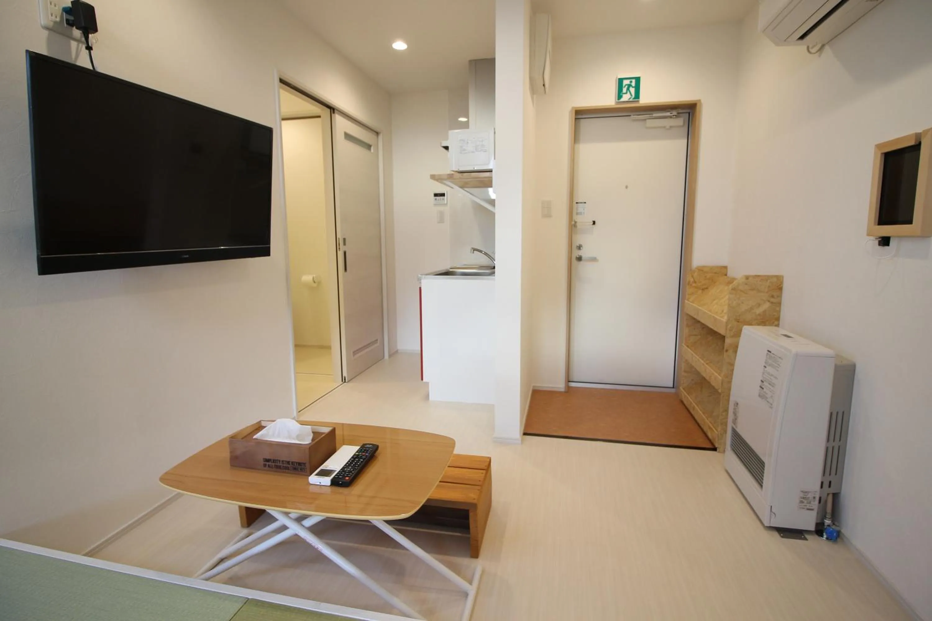 Photo of the whole room in Tomareru Himitsukichi L-Base