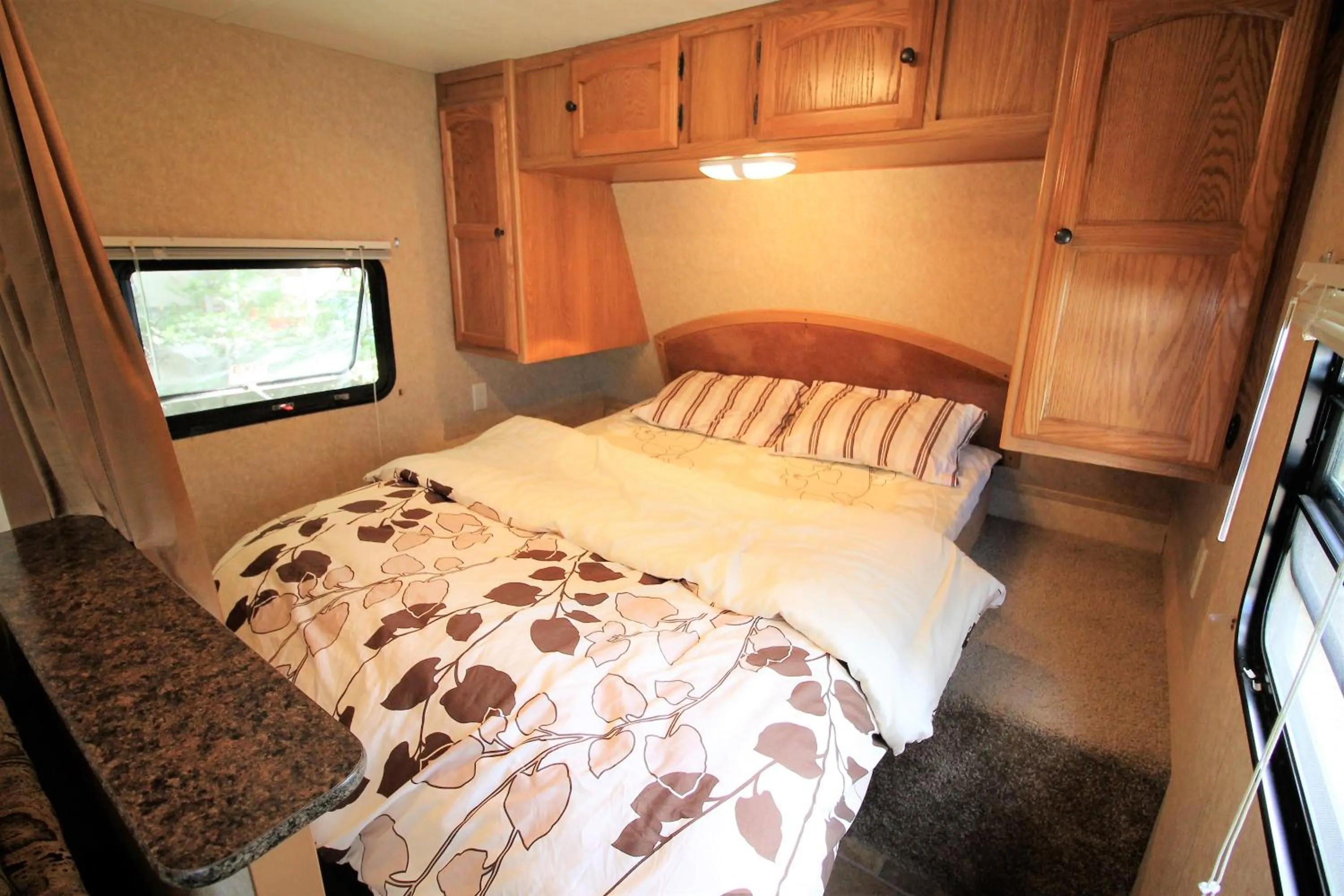 Bed in Tomareru Himitsukichi L-Base