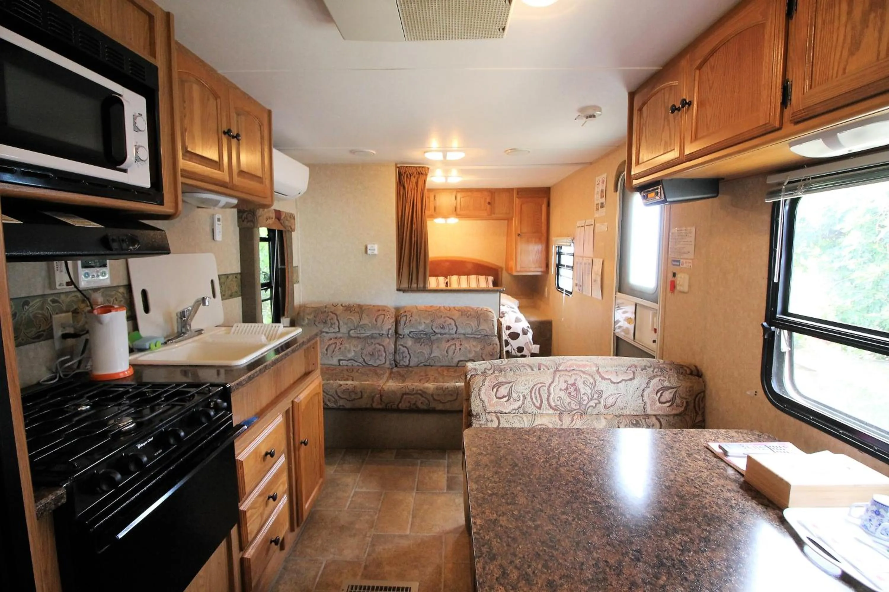 Photo of the whole room in Tomareru Himitsukichi L-Base