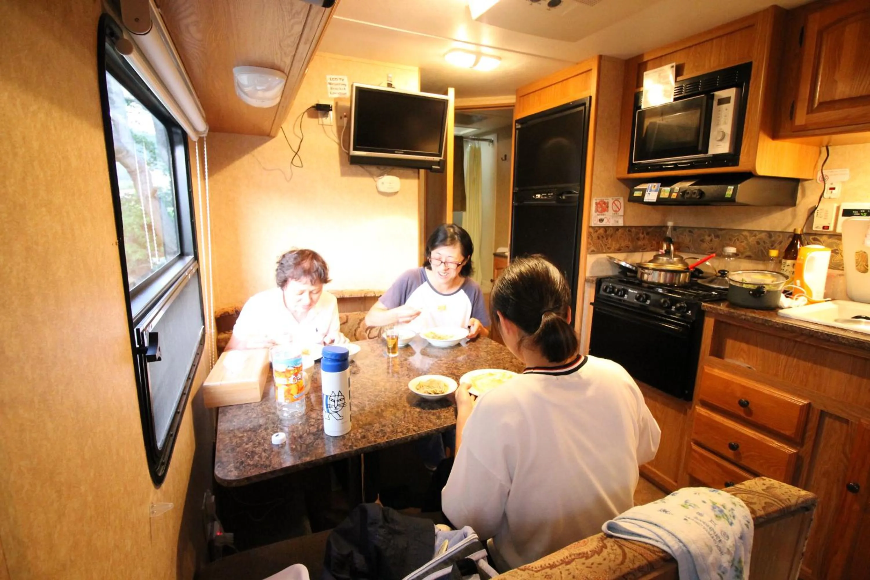 Photo of the whole room in Tomareru Himitsukichi L-Base