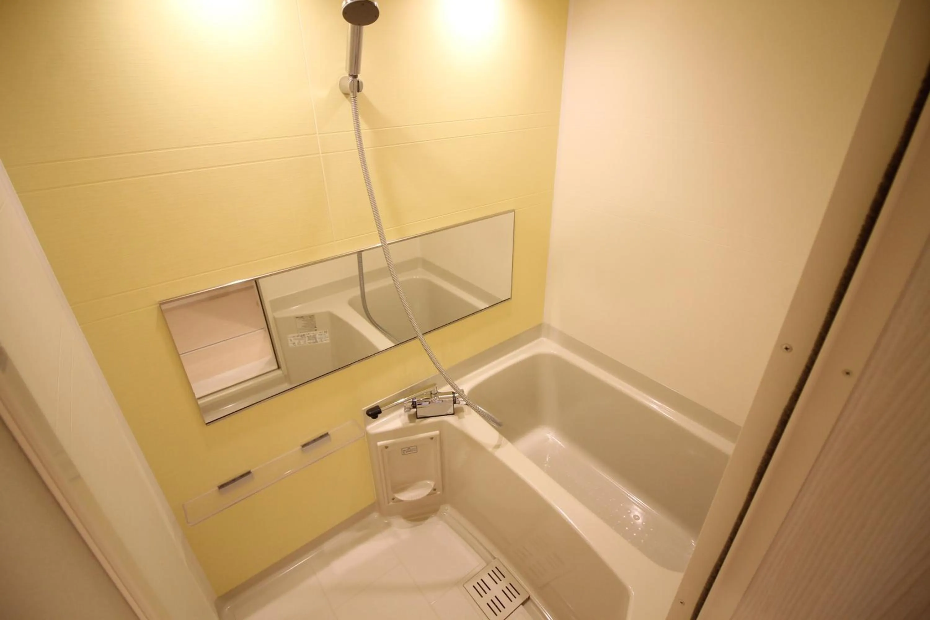 Bathroom in Tomareru Himitsukichi L-Base