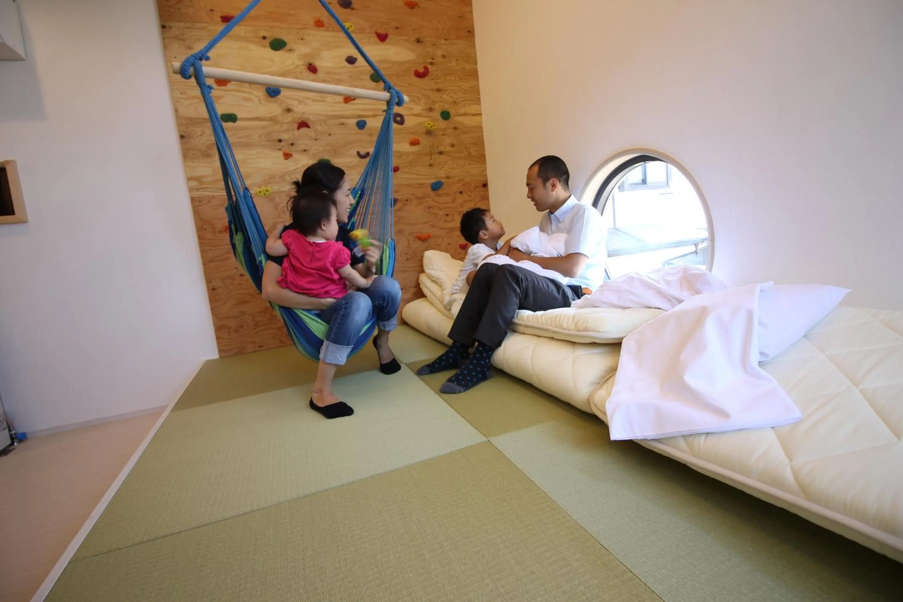 Photo of the whole room in Tomareru Himitsukichi L-Base