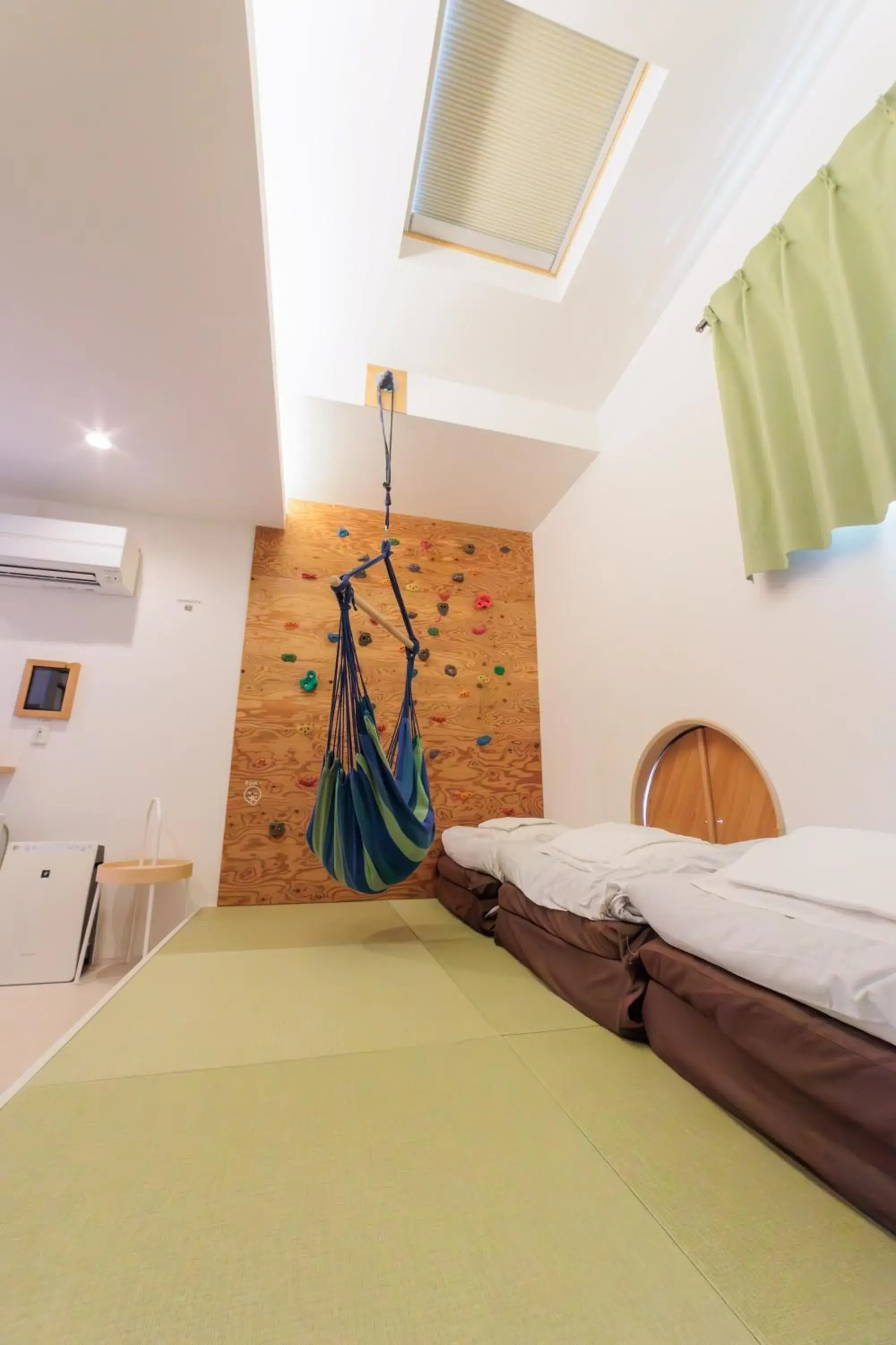 Photo of the whole room, Bed in Tomareru Himitsukichi L-Base Photo of the whole room, Bed in Tomareru Himitsukichi L-Base