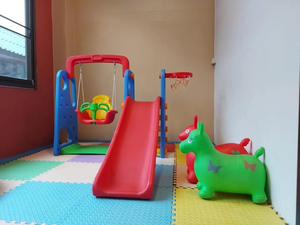 Kids's club in Pilgrim's Kitchen & Inn