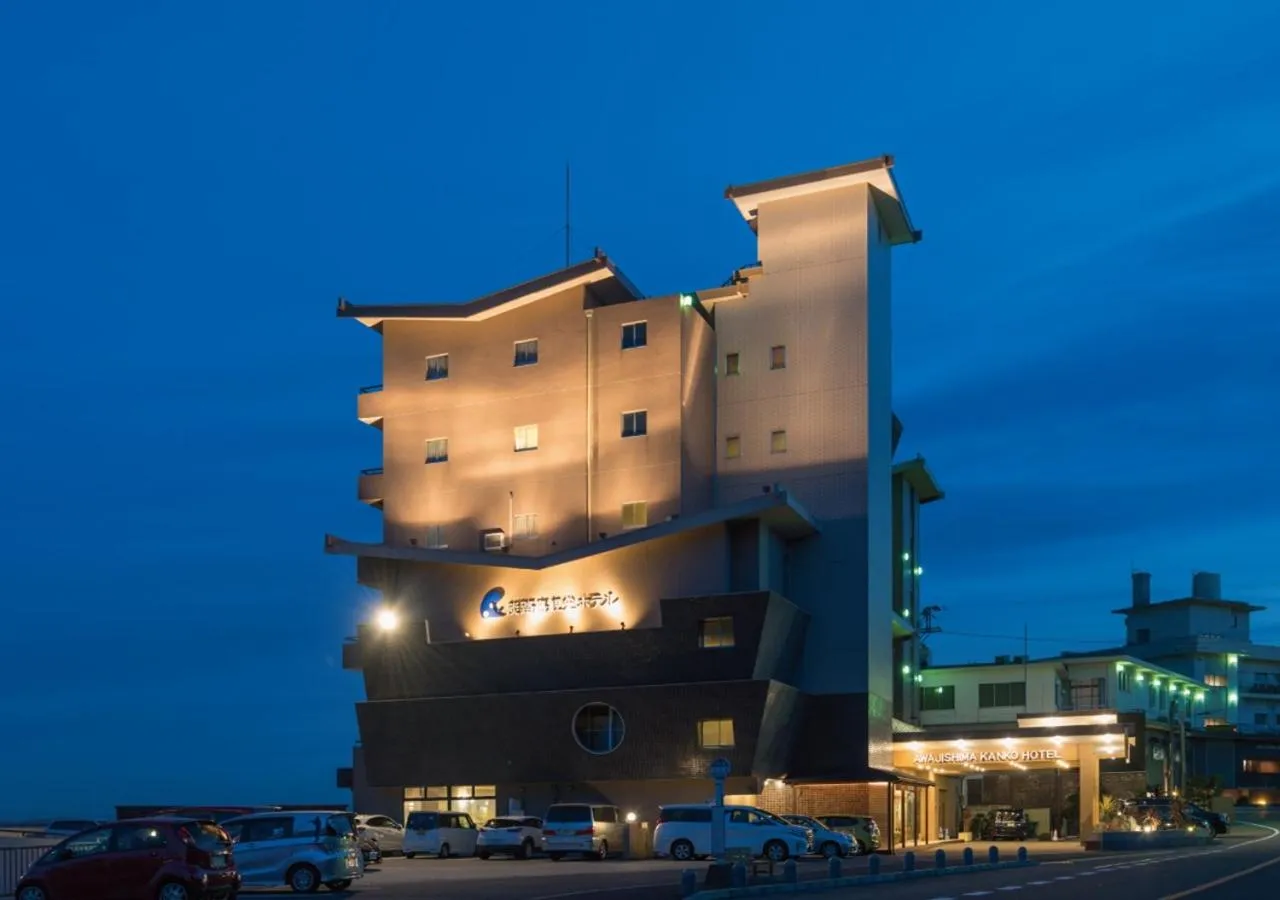 Property building in Awakan