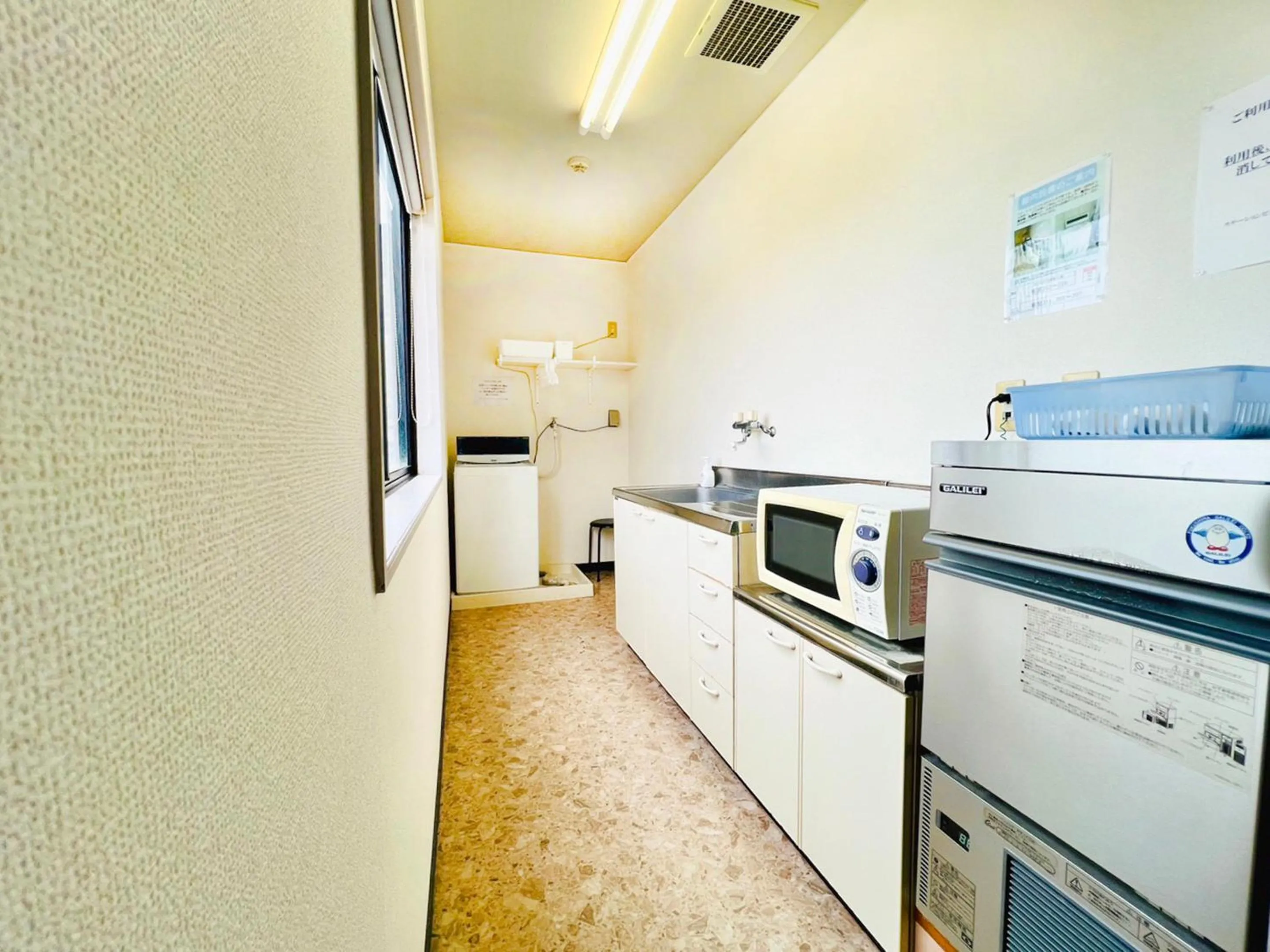 kitchen in Station Business Hotel Tenshukaku