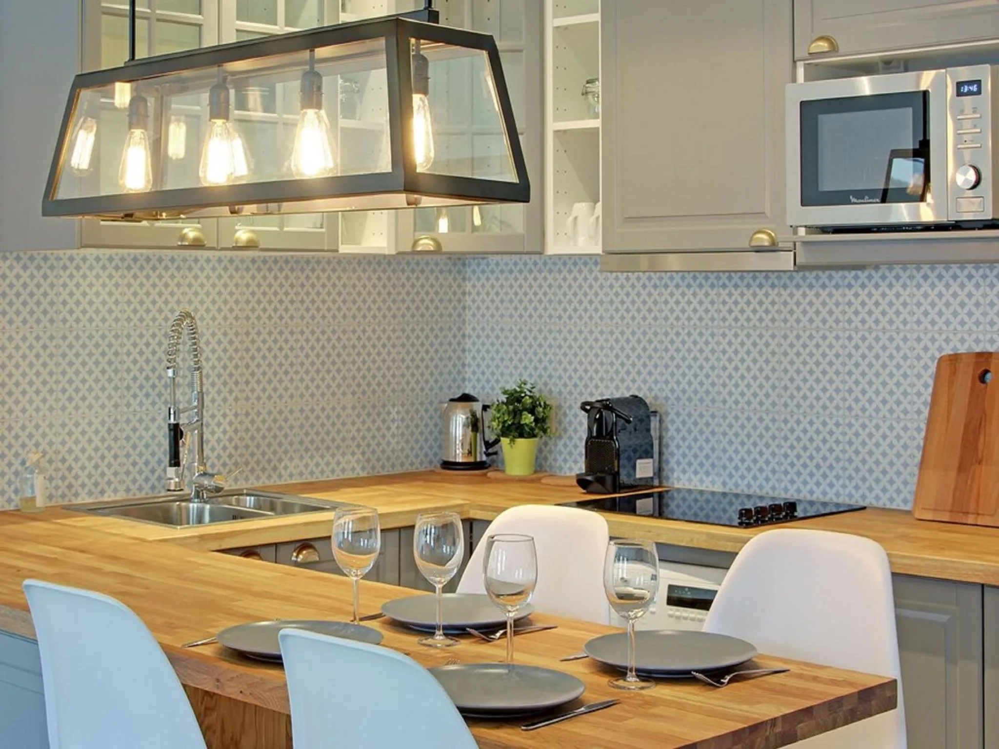 Kitchen or kitchenette in Rent a Room - Residence Bonne Nouvelle