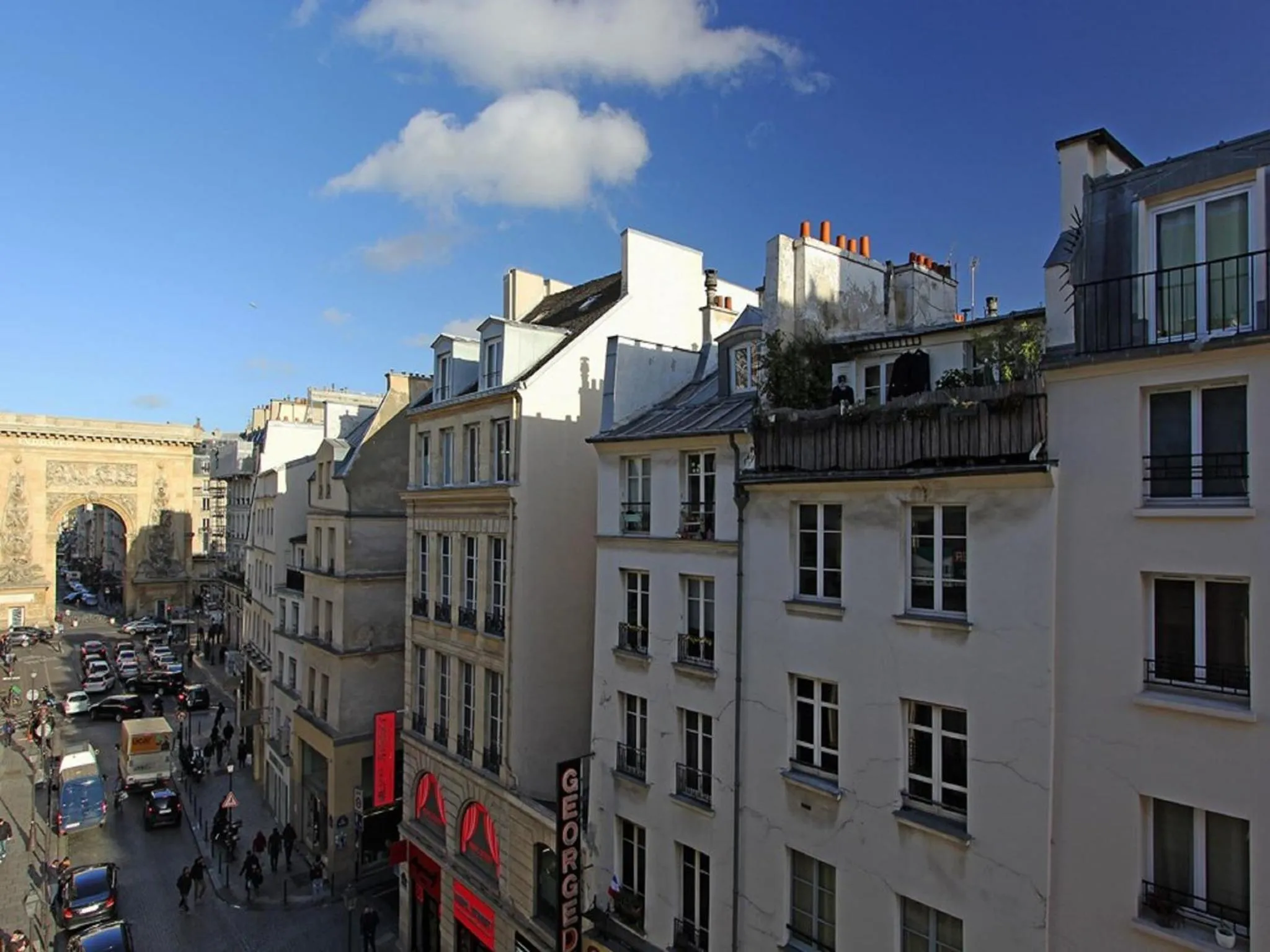 Bird's eye view in Rent a Room - Residence Bonne Nouvelle