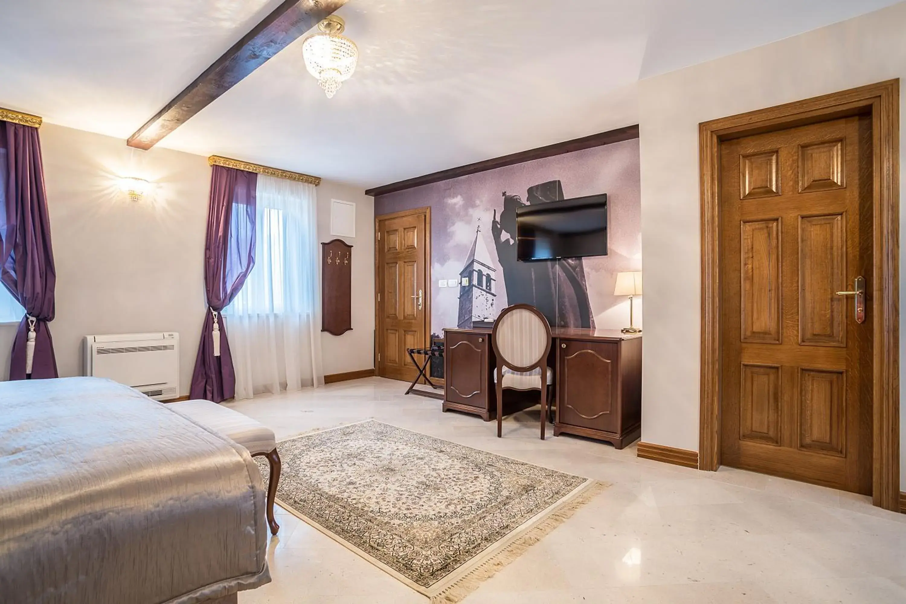 Bedroom, Bed in Splendida Palace Bedroom, Bed in Splendida Palace