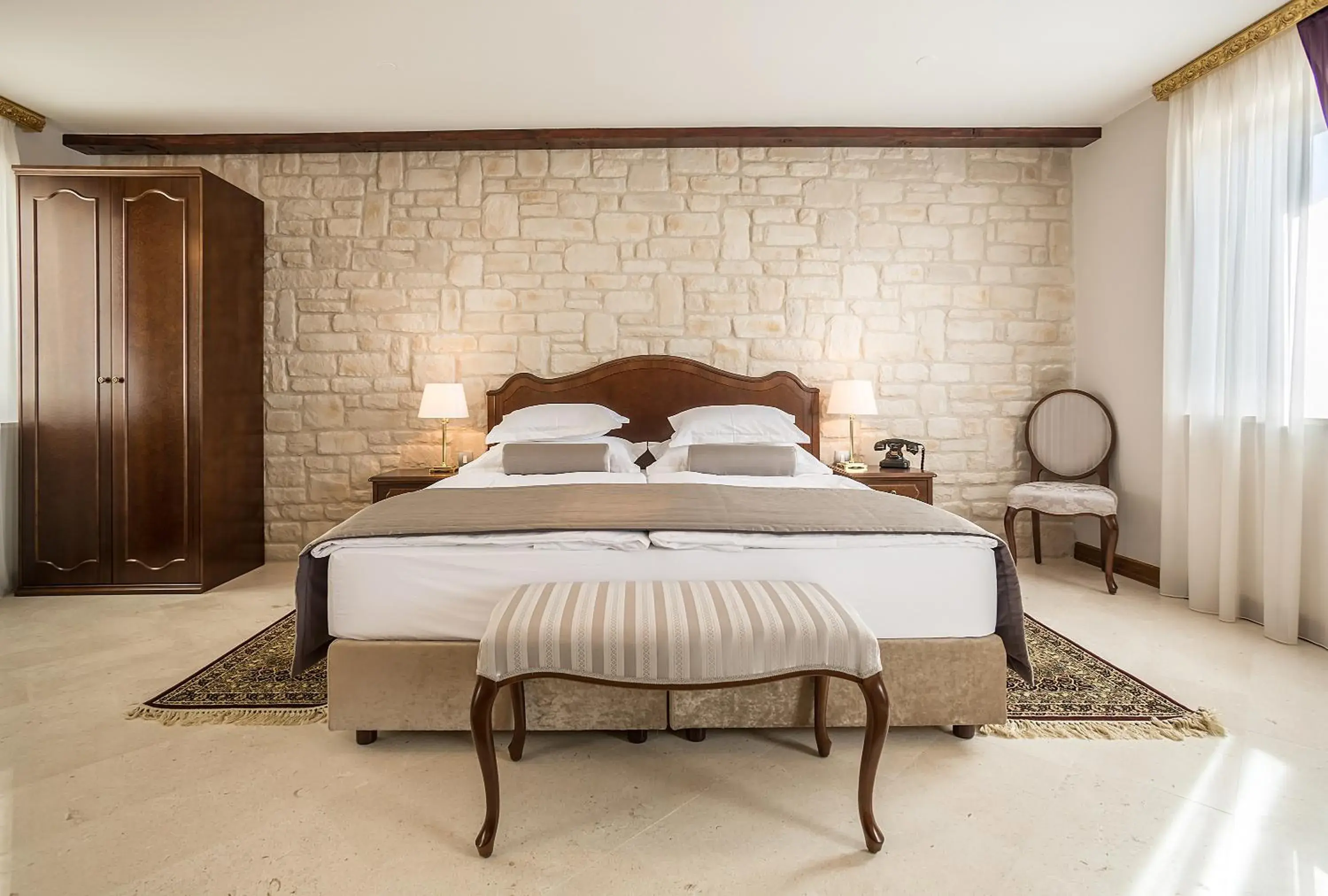 Bedroom, Bed in Splendida Palace Bedroom, Bed in Splendida Palace