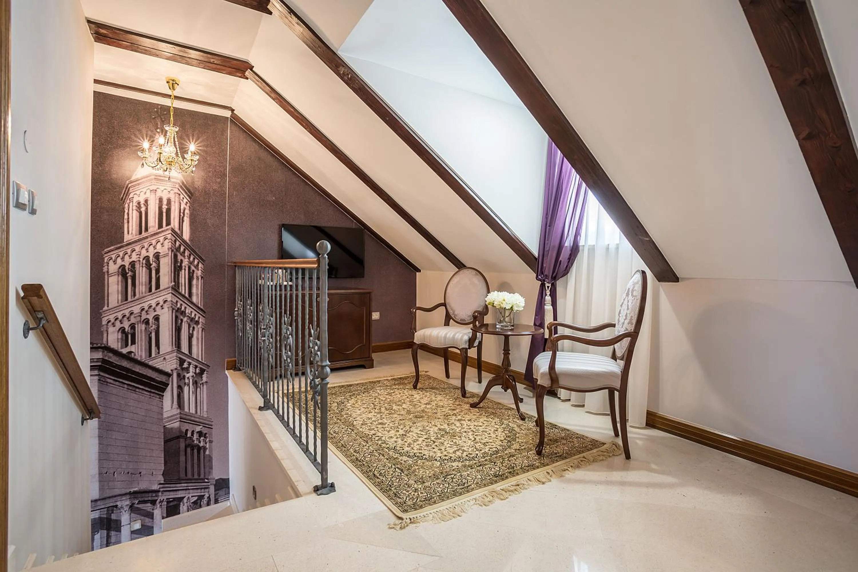 Bedroom in Splendida Palace
