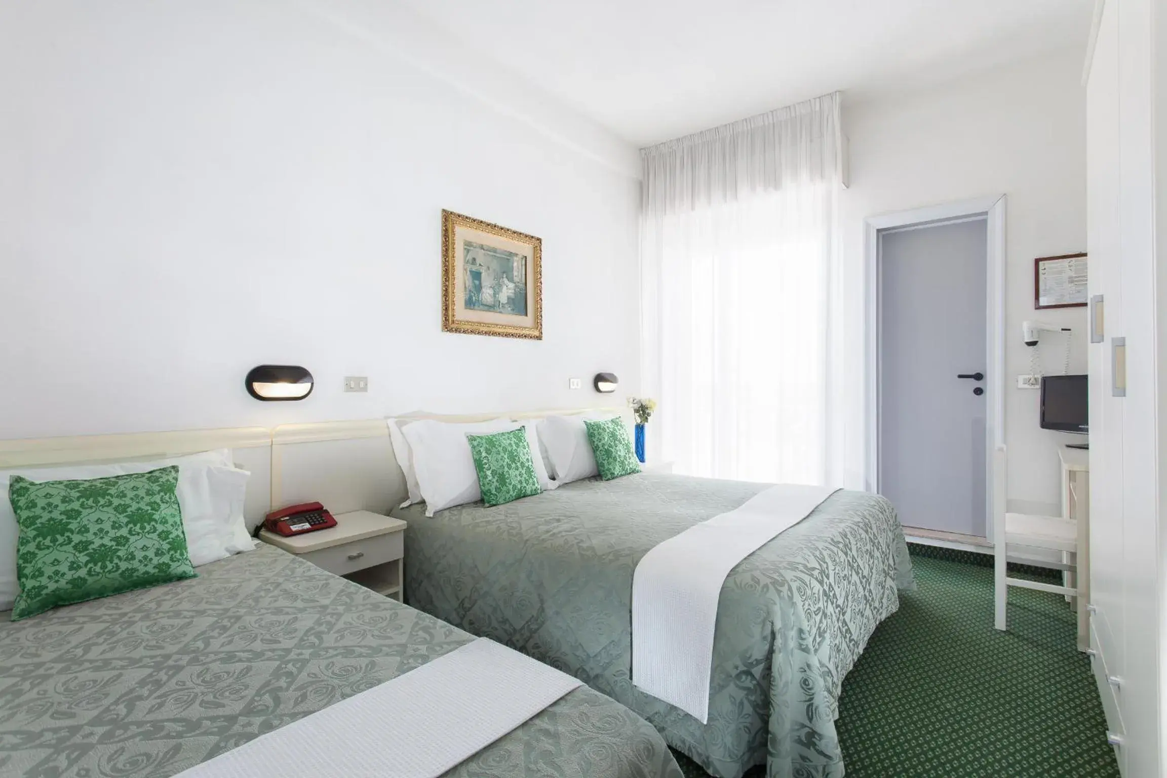 Bedroom, Bed in Hotel Gioiello
