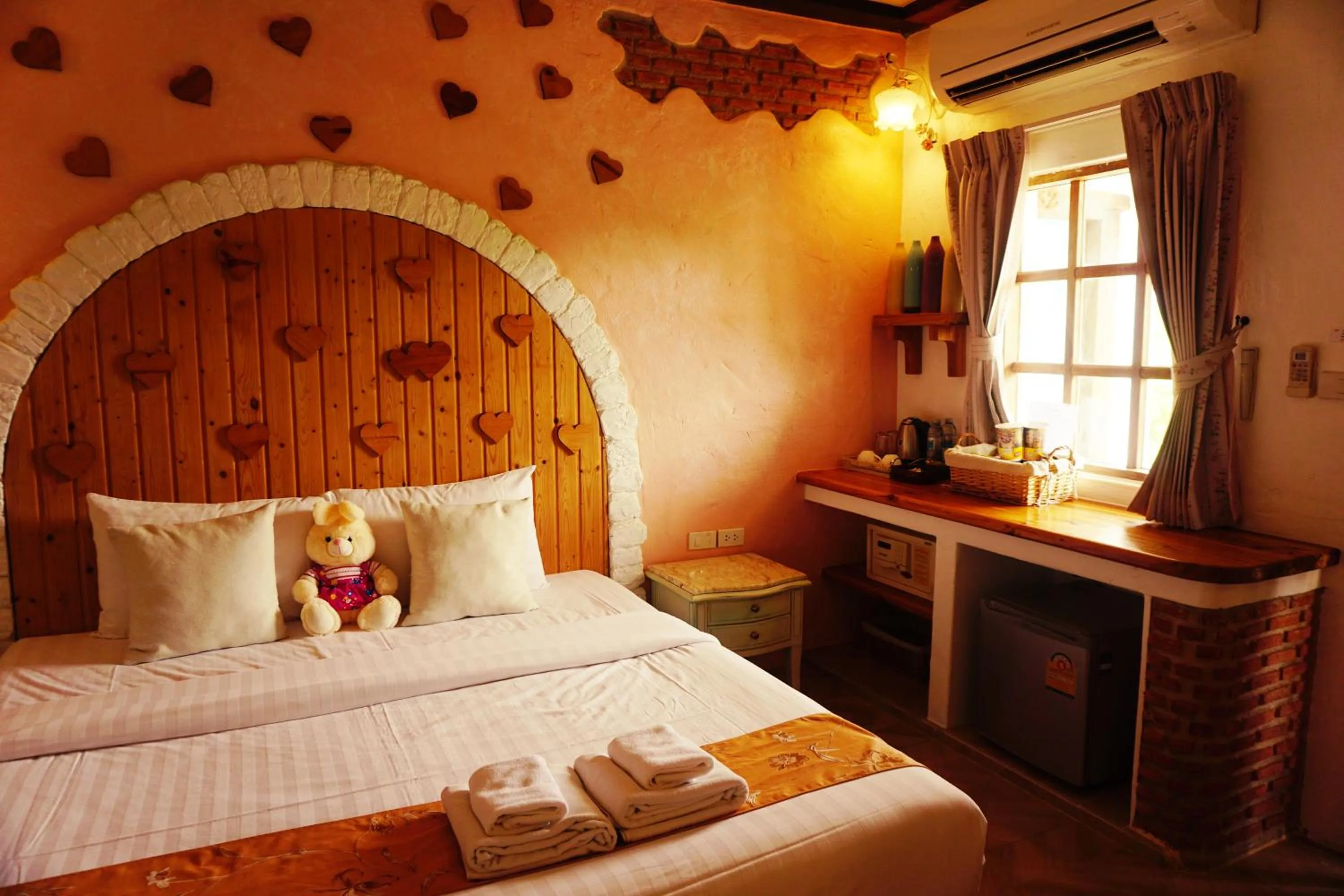 Bed in Swiss Hotel Pattaya