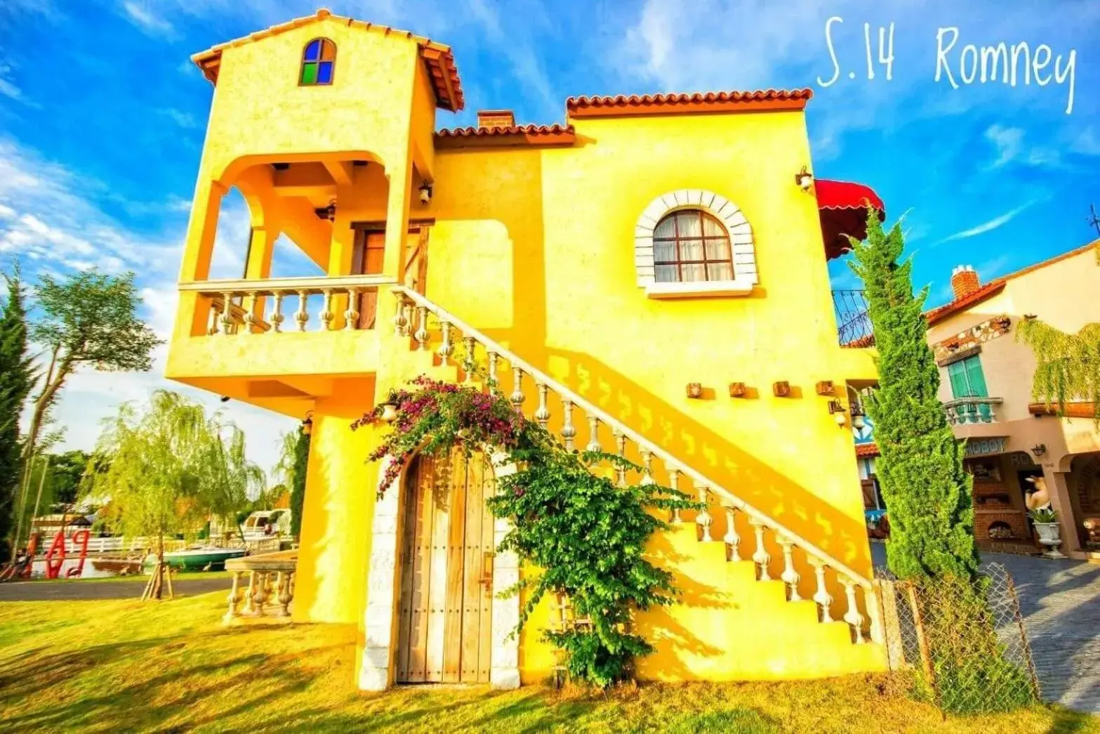 Property building in Swiss Hotel Pattaya Property building in Swiss Hotel Pattaya