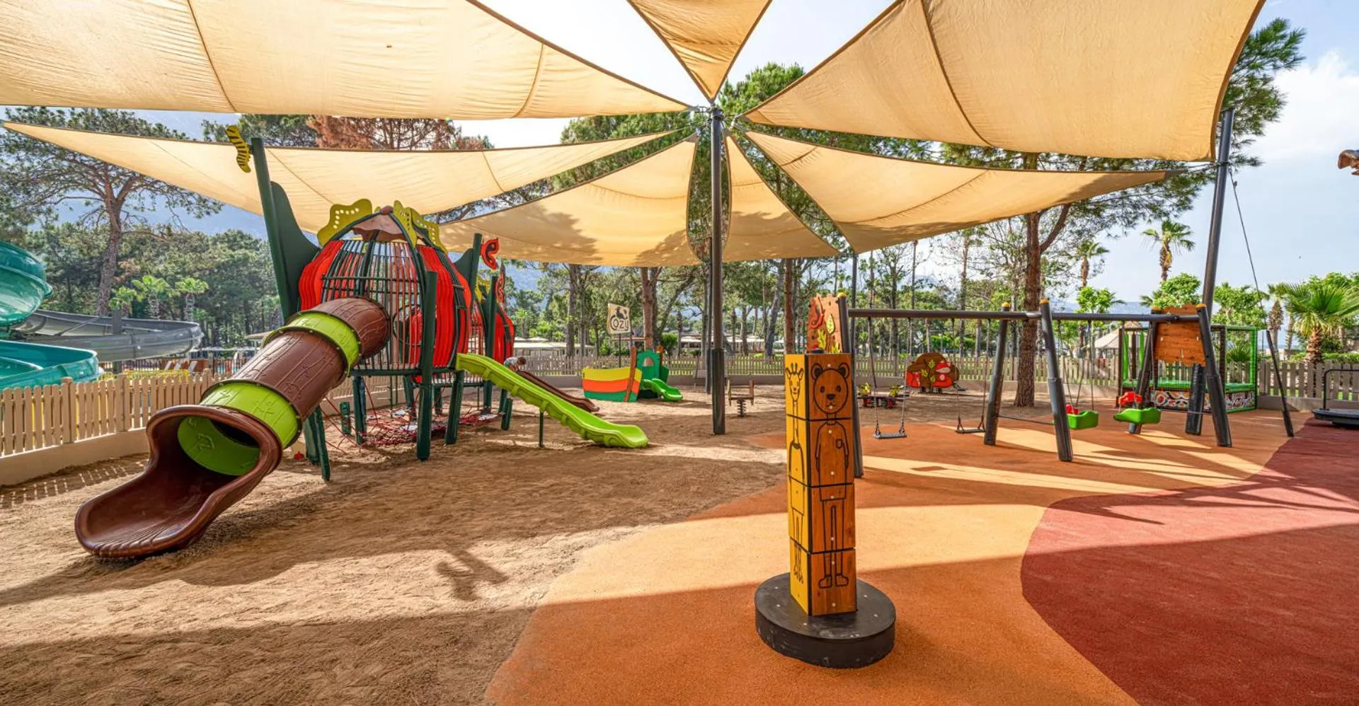 Day in Balmy Foresta