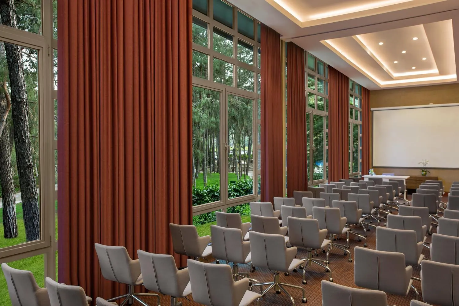 Meeting/conference room in Balmy Foresta