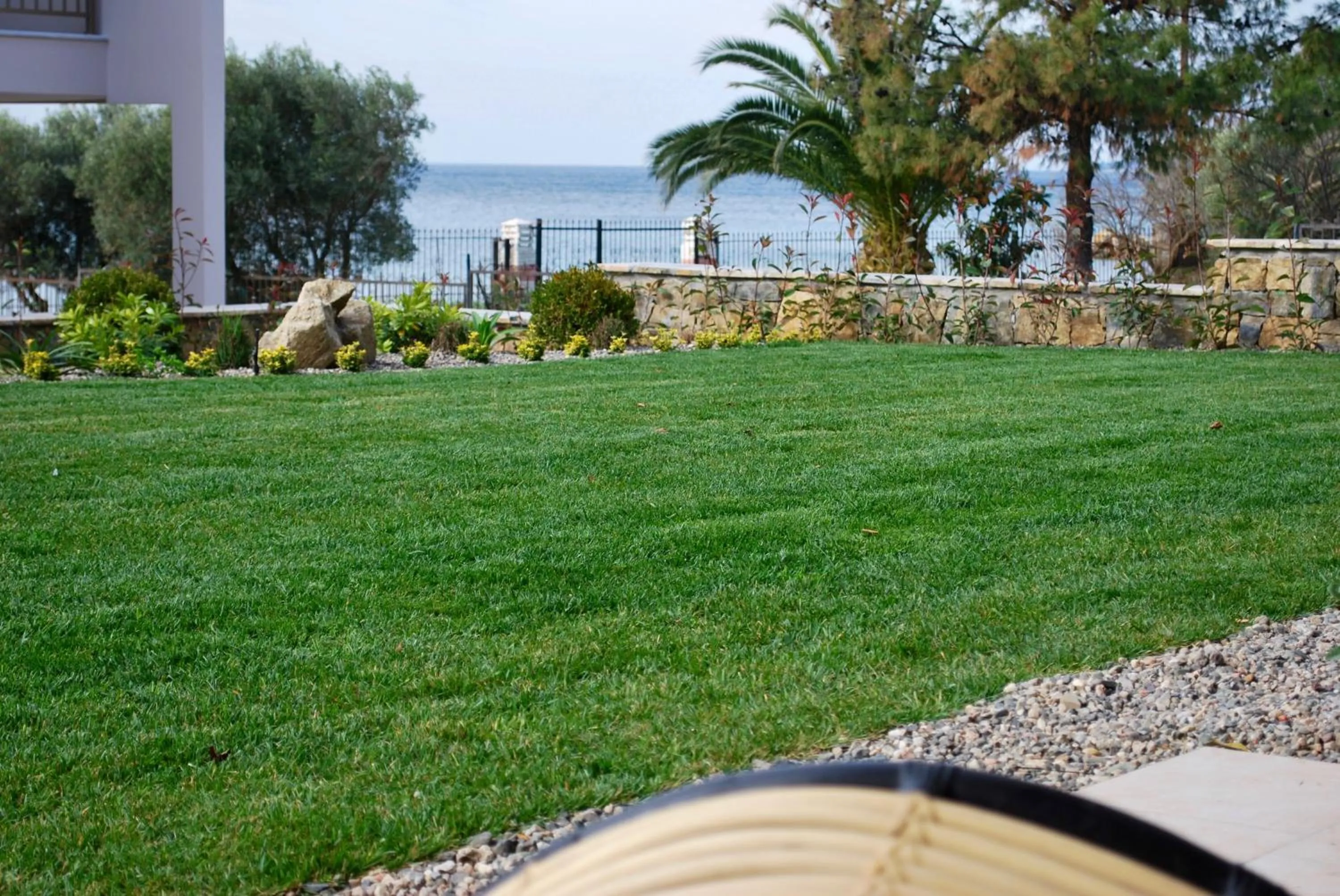 Garden in Royalty Suites Seaside