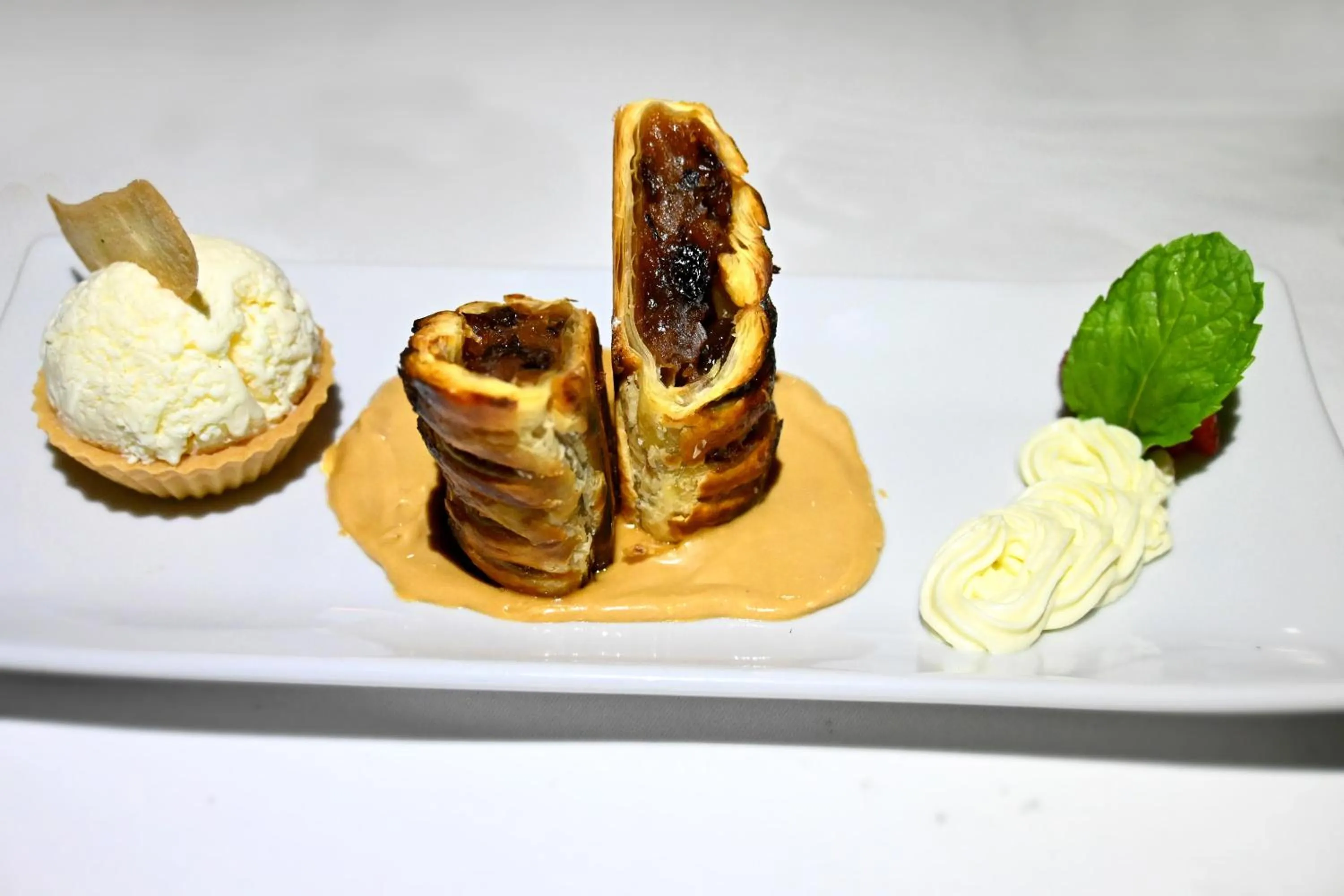 Food and drinks in Kokomo Resort Gili Gede