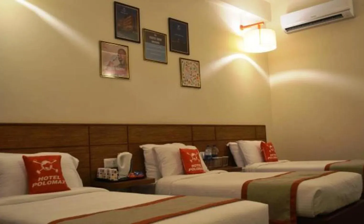 Bed in Max Hotels Jabalpur